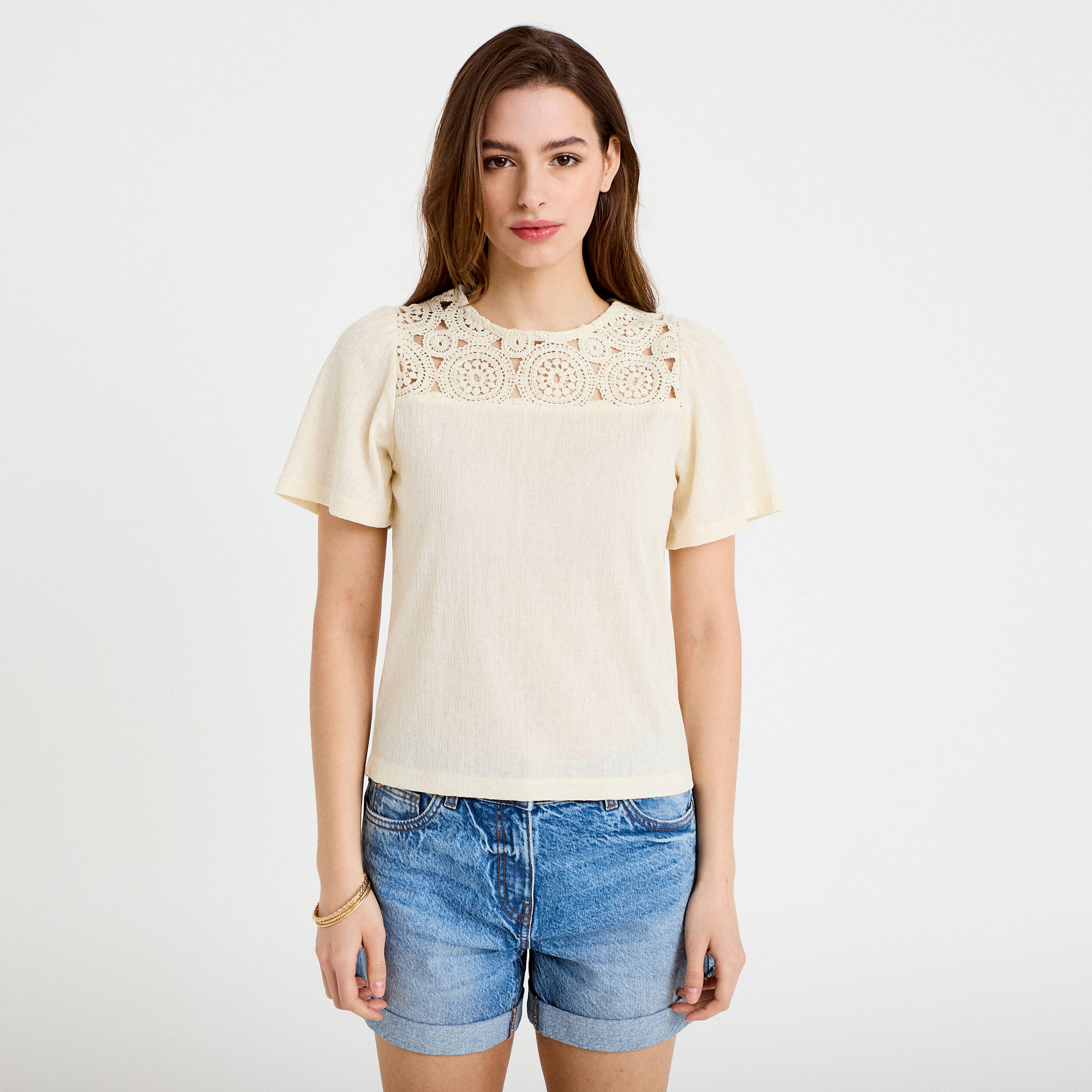 T-shirt manches courtes aspect dentelle ecru femme