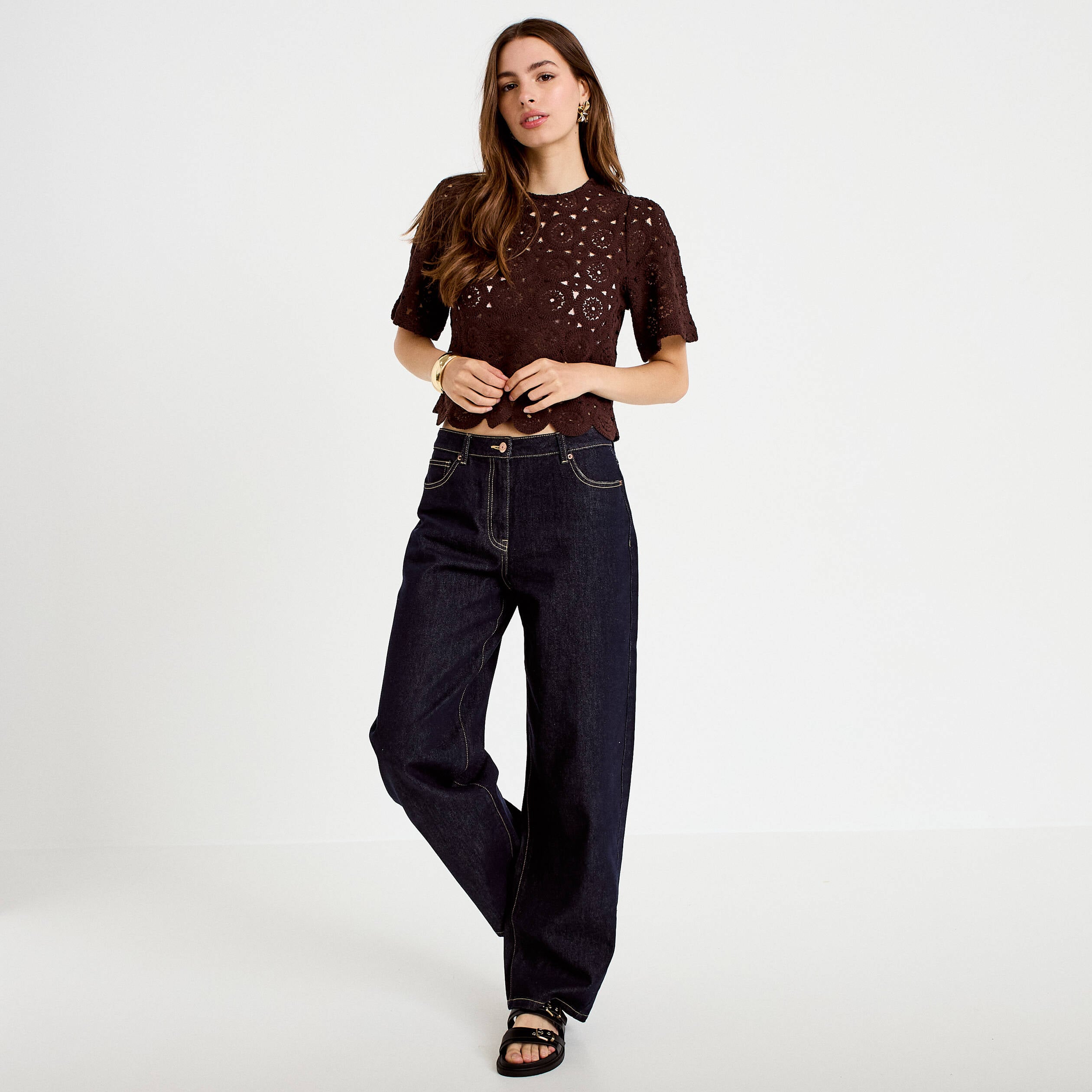 T-shirt macram&eacute; col rond marron fonc&eacute; femme