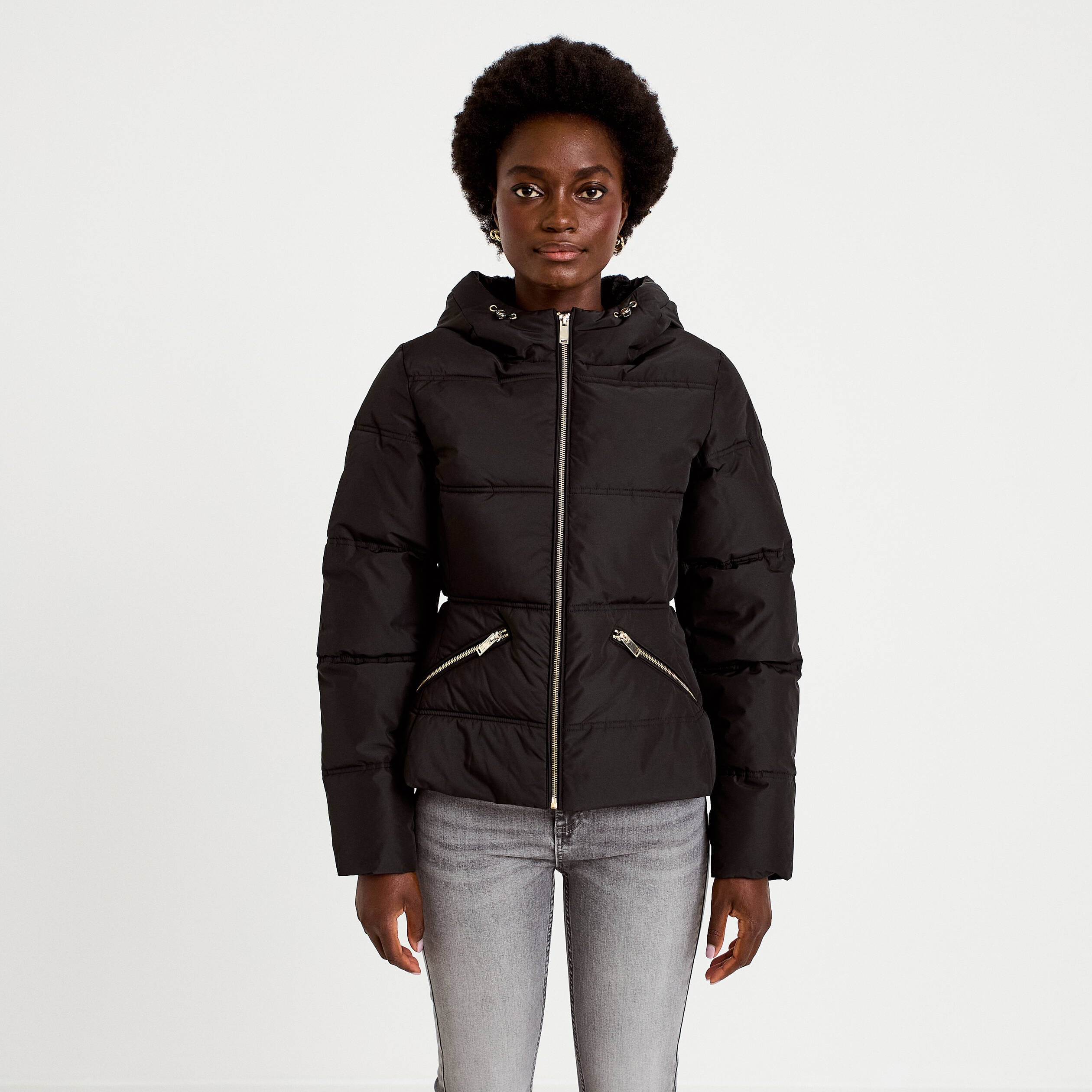 Doudoune cintr&eacute;e &agrave; capuche noir femme
