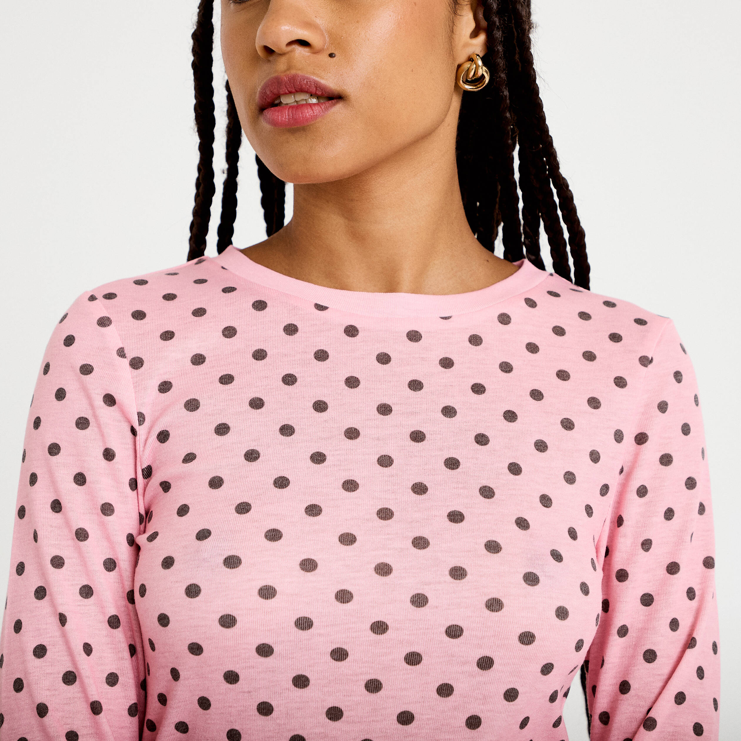 T-shirt ajust&eacute; col rond manches longues rose corail femme