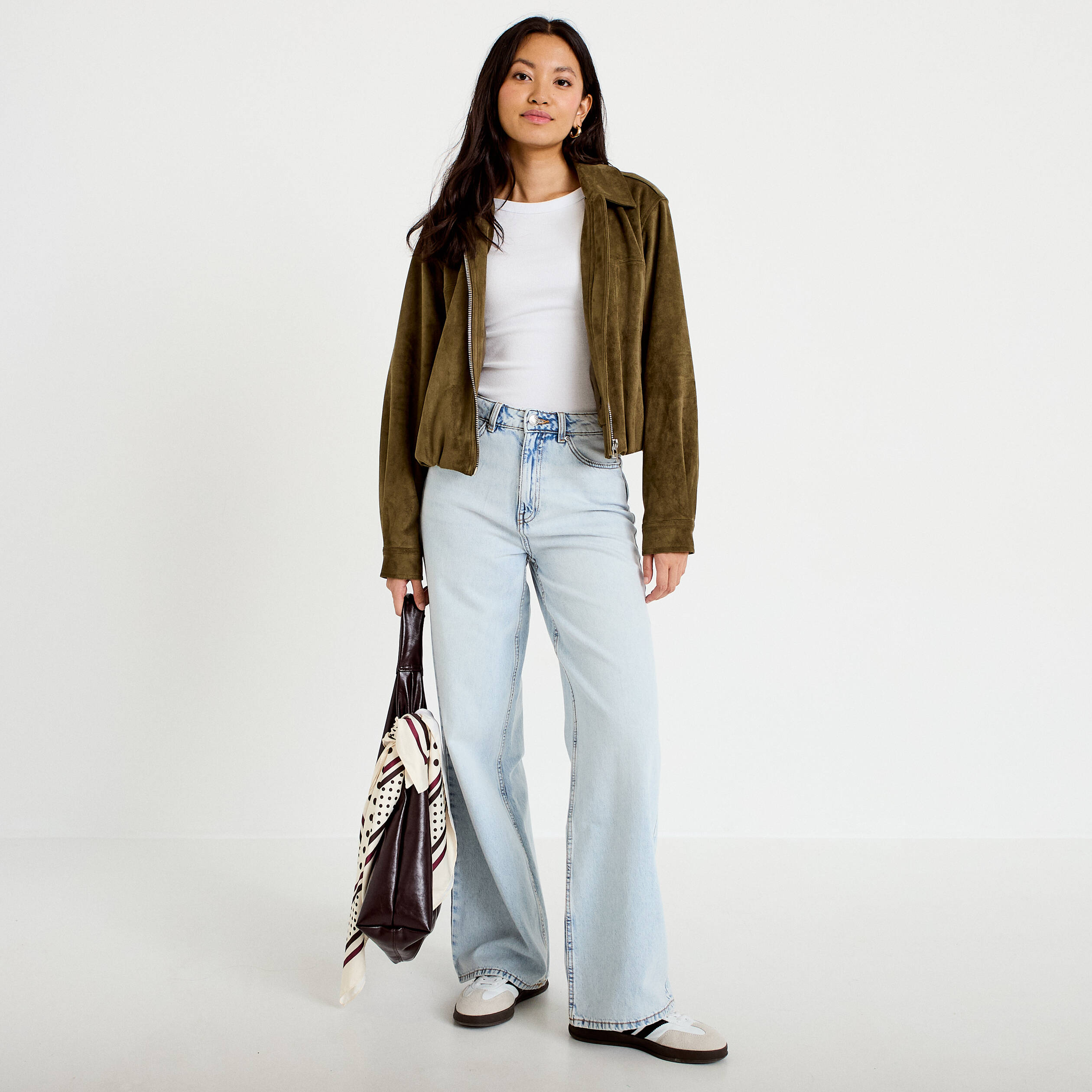 Jeans wide leg taille haute denim bleach femme