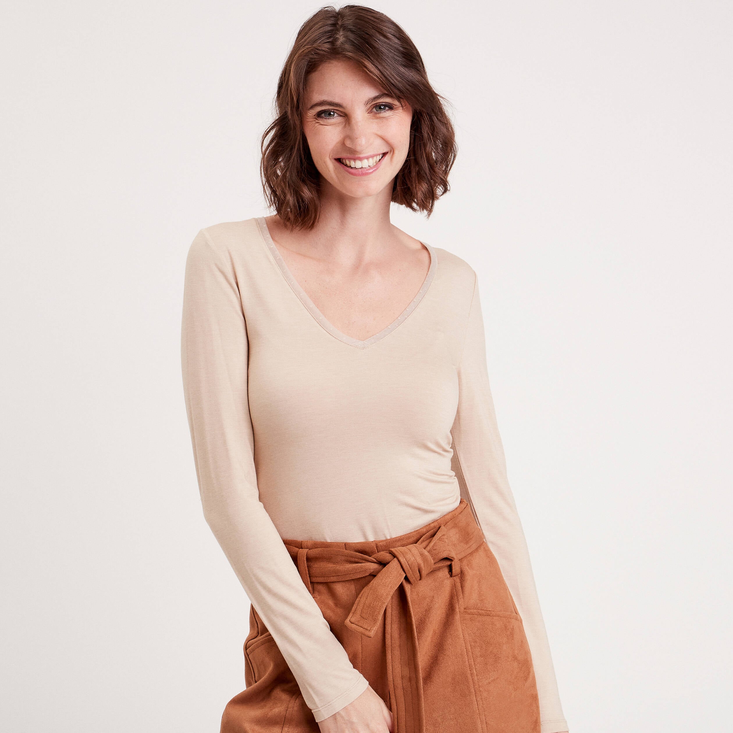 T-shirt thermique col en V plumetis sable femme
