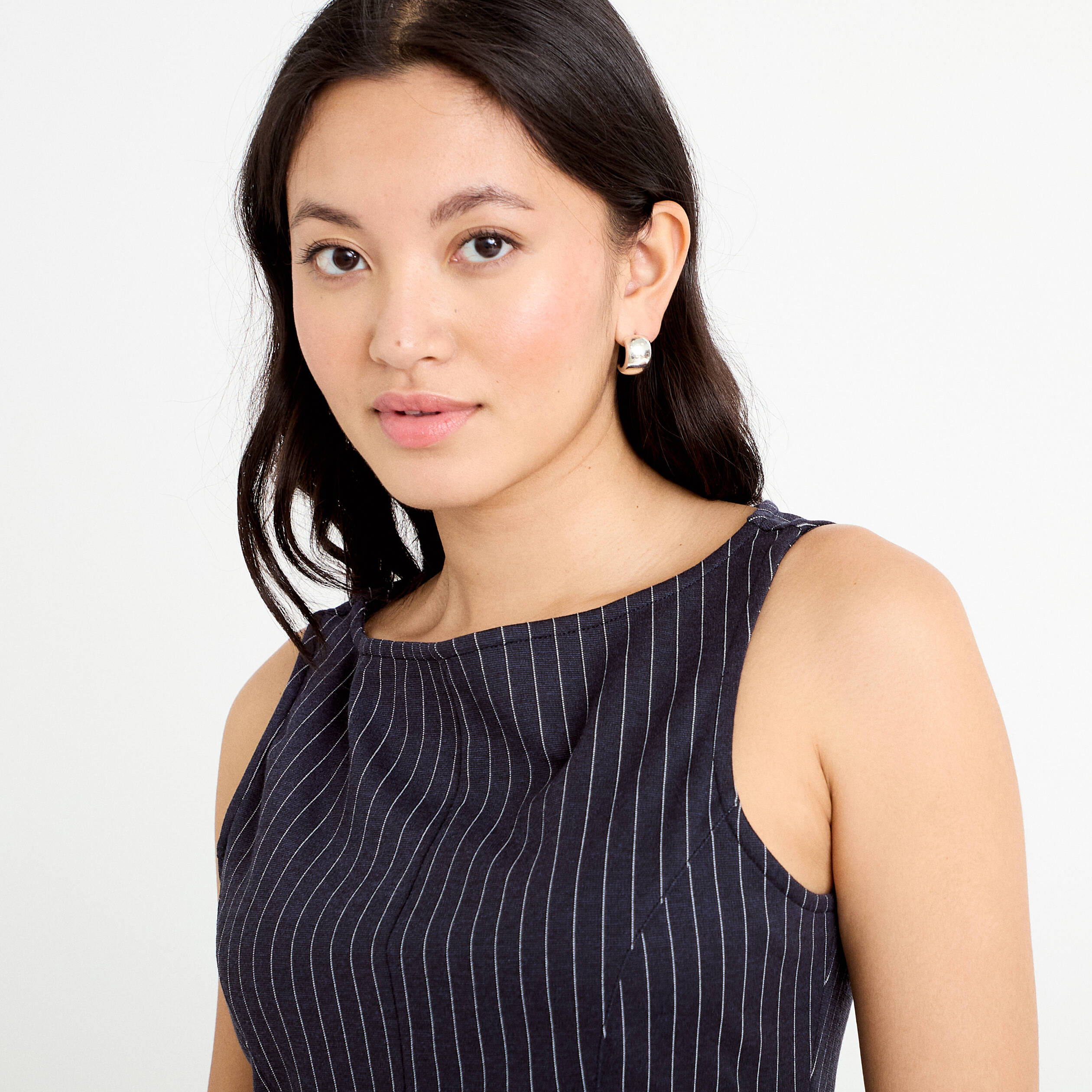 Top p&eacute;plum sans manches col rond bleu femme