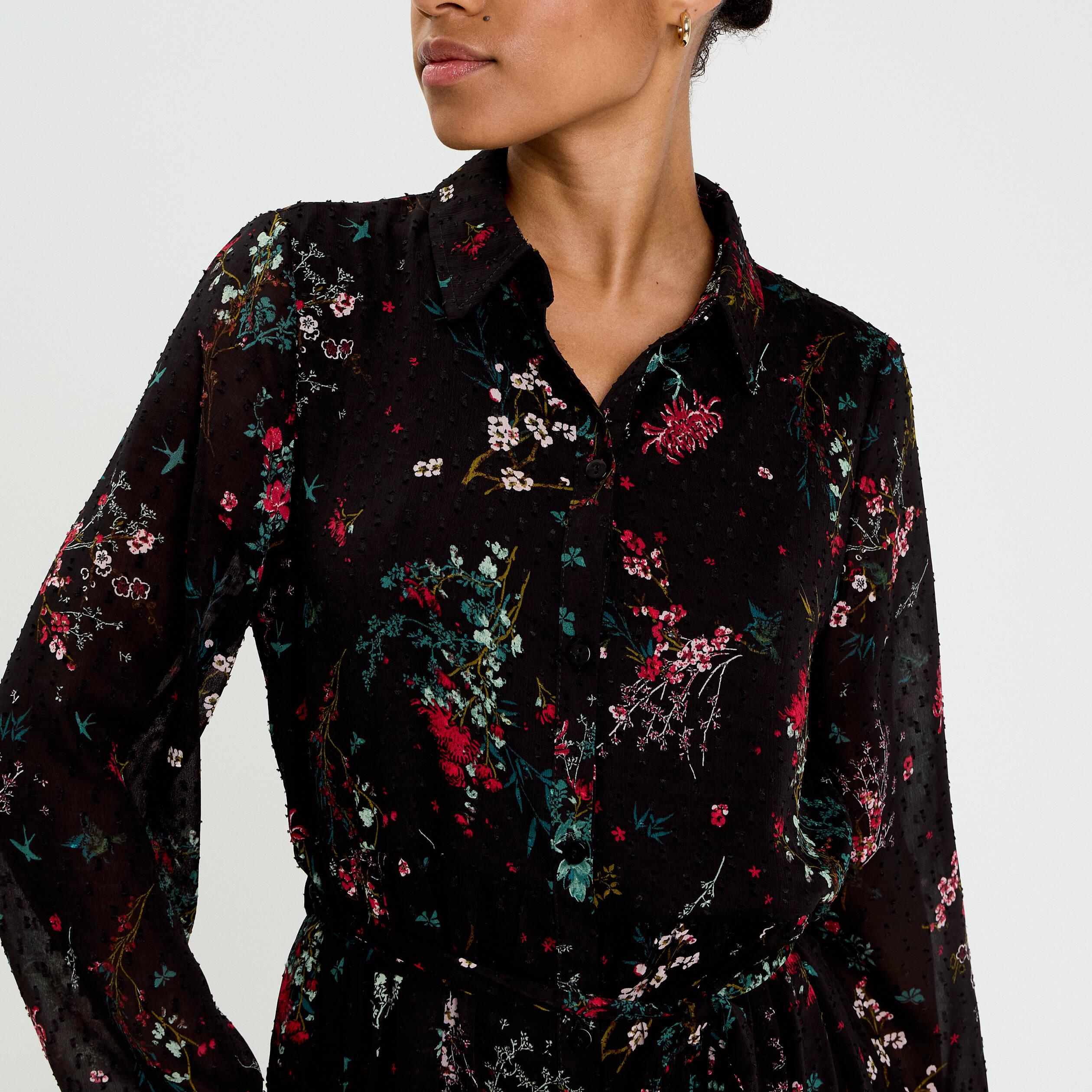 Robe &eacute;vas&eacute;e col chemise noir femme