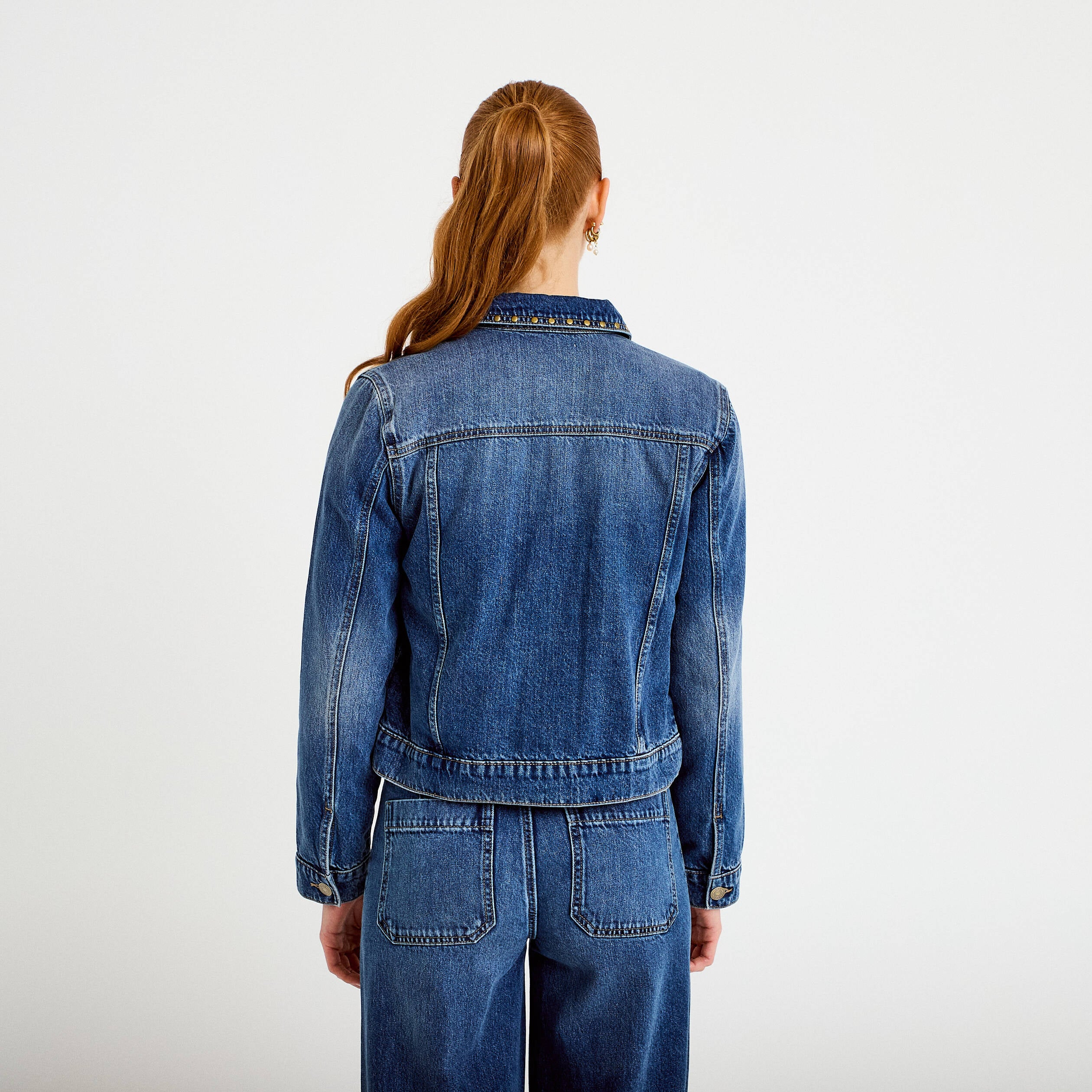 Veste en jean broderie d&eacute;tails clout&eacute;s denim double stone femme
