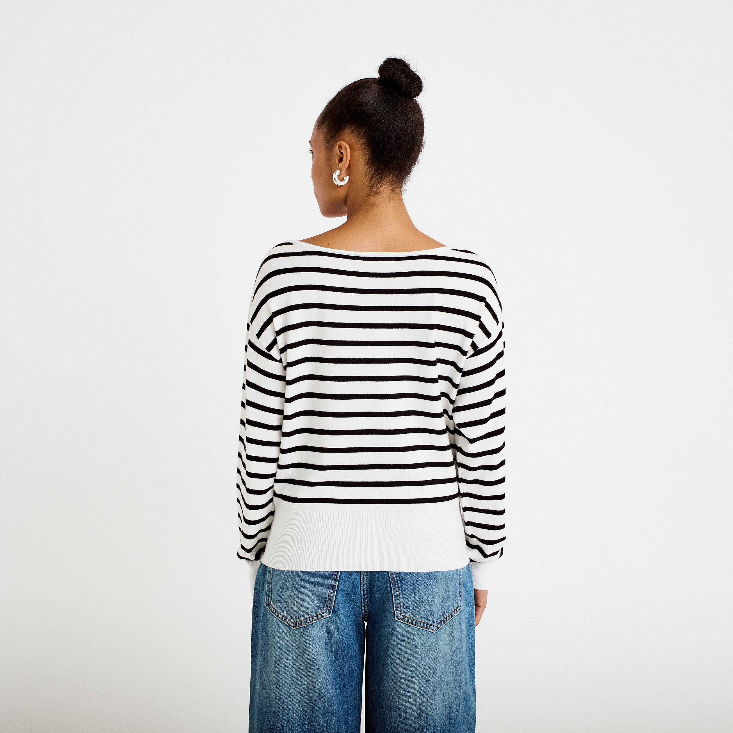 Pull ample manches longues fin blanc femme