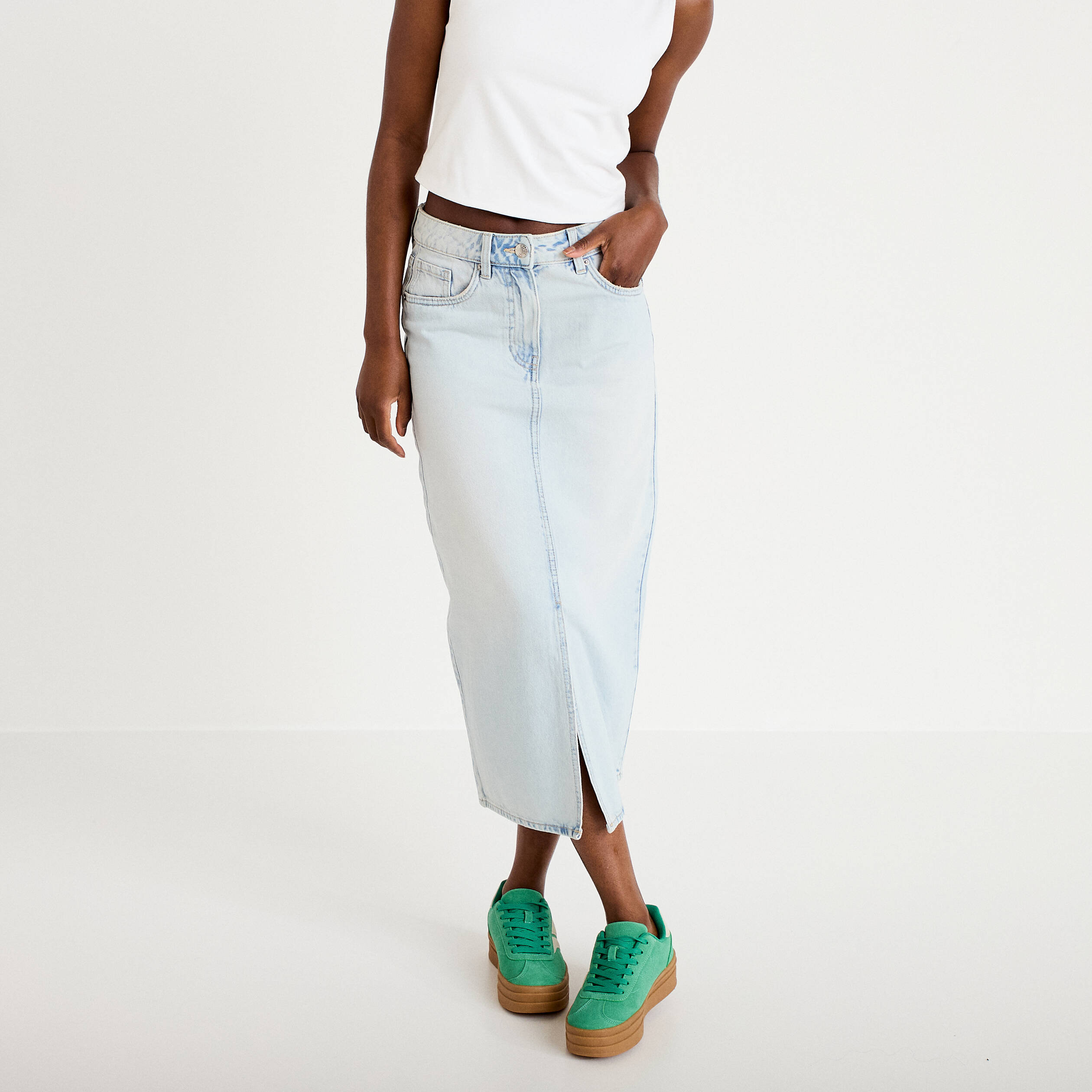 Jupe droite midi en jean 5 poches denim bleach femme