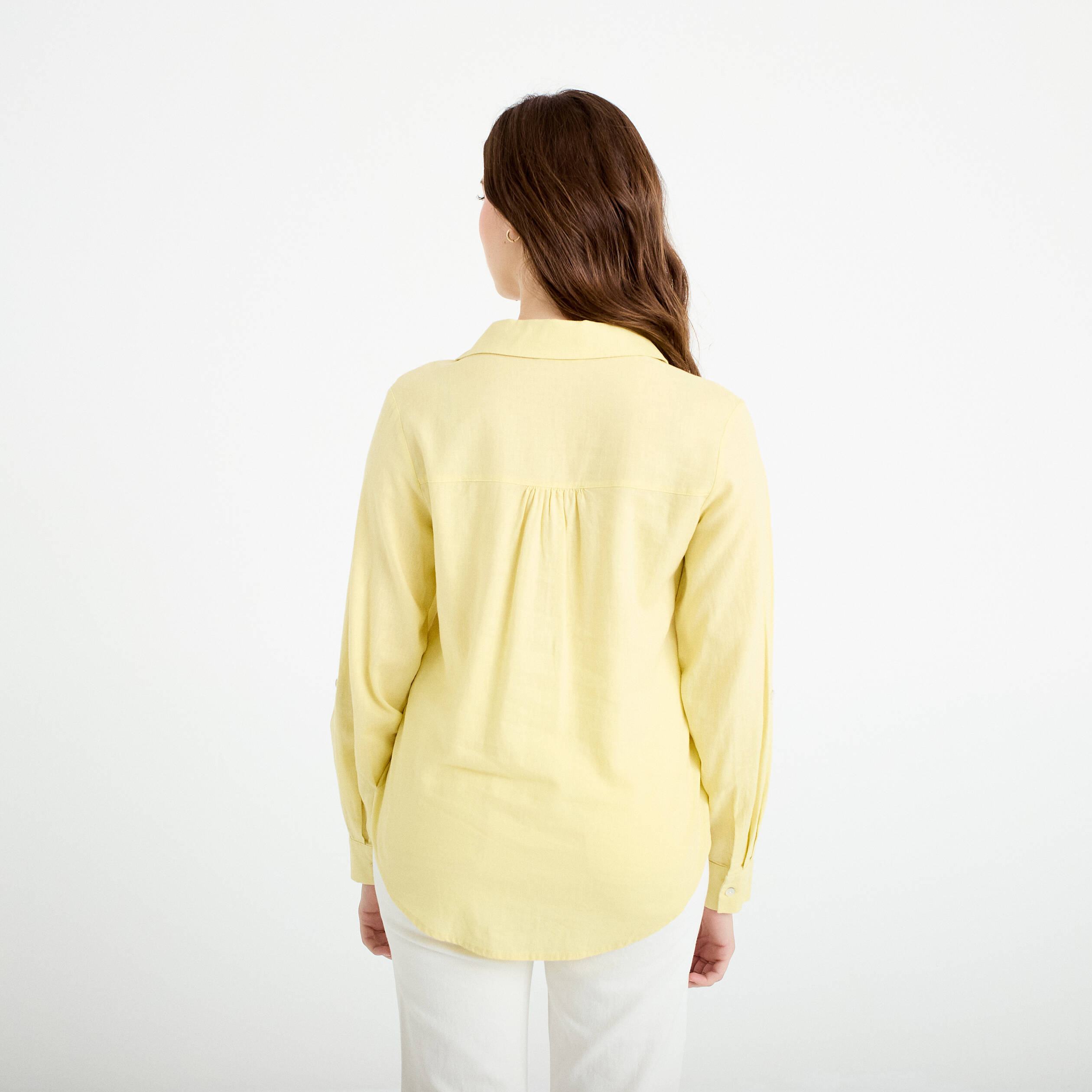 Chemise lin col V manches longues jaune pastel femme