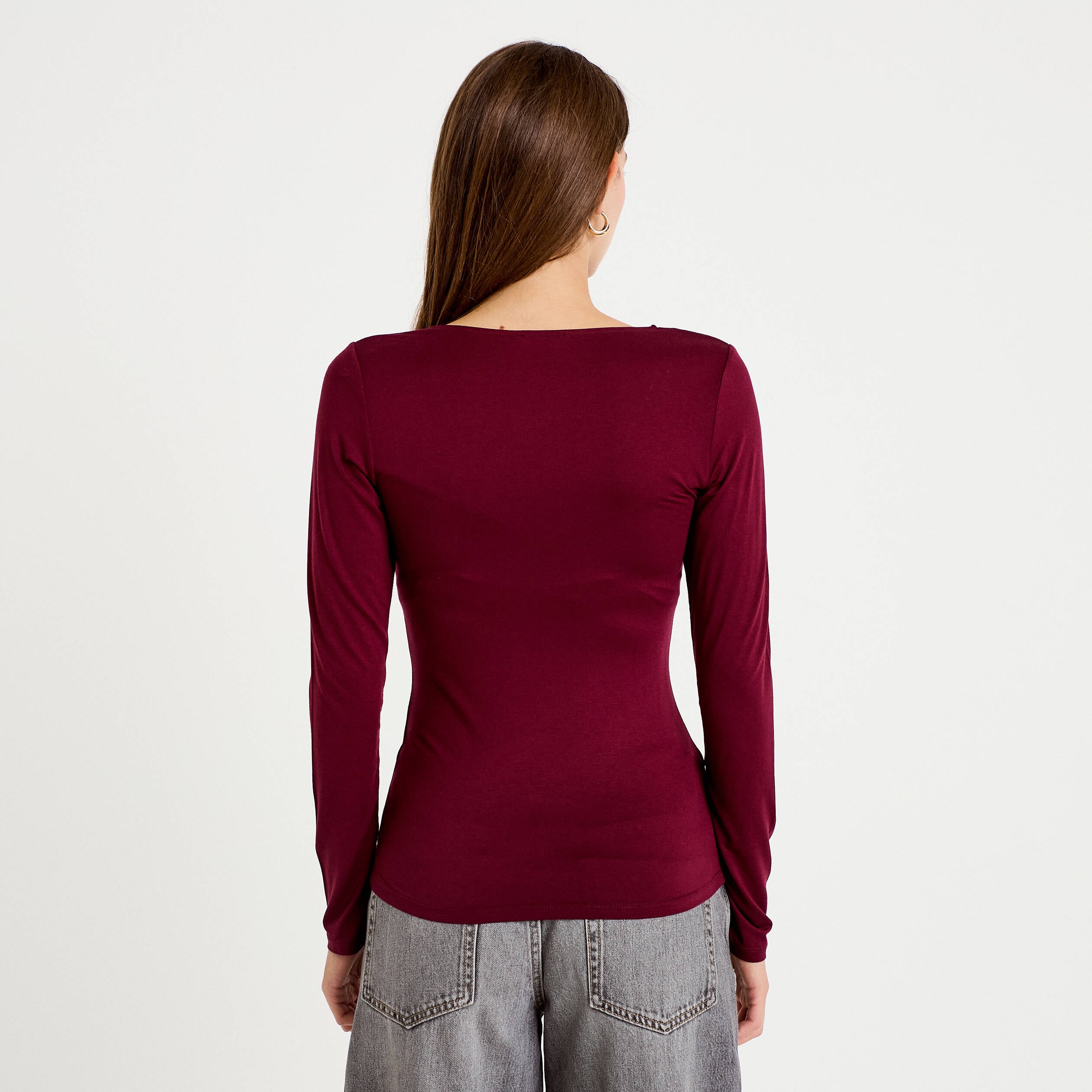 T-shirt thermique col en V plumetis bordeaux femme