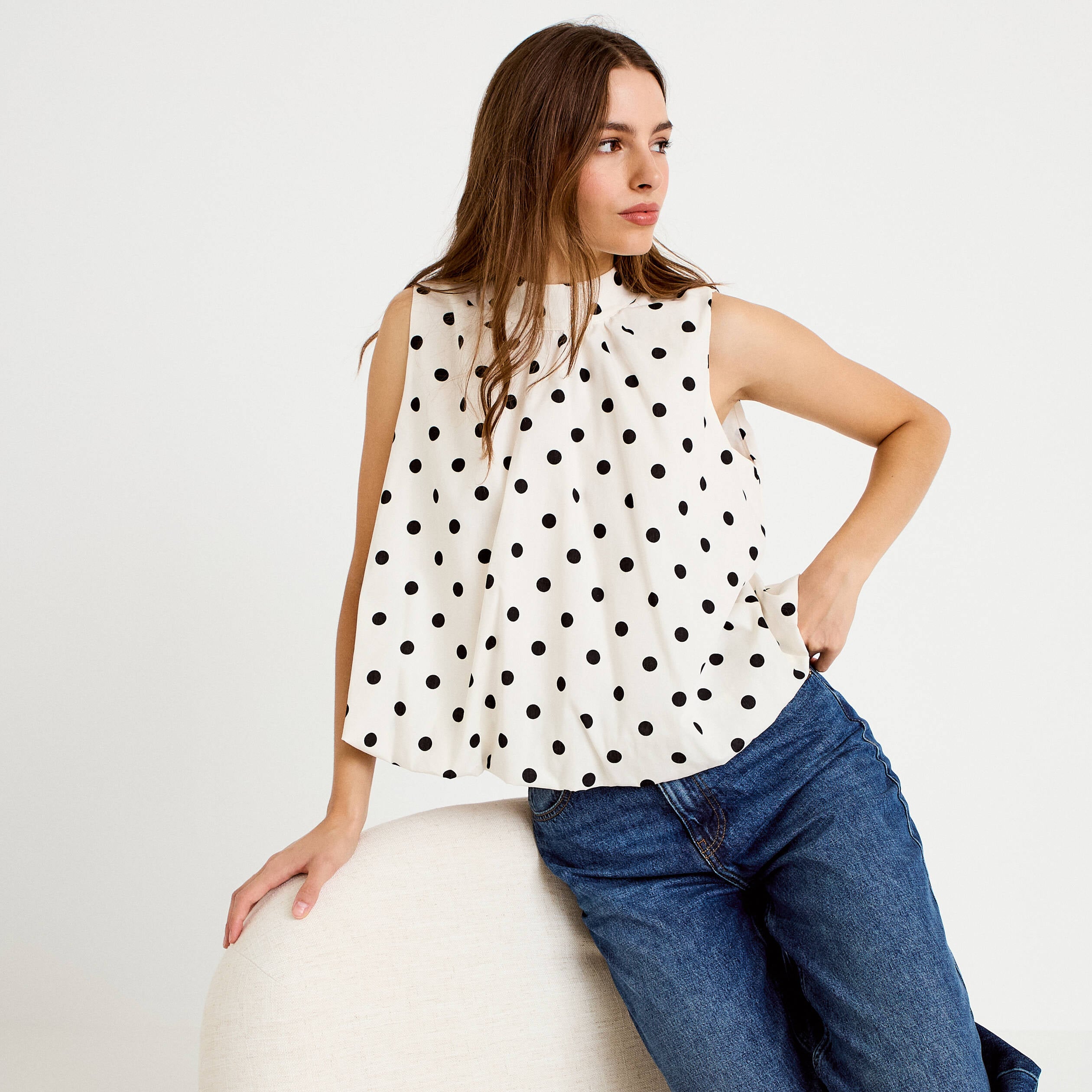 Blouse ample sans manches dos d&eacute;collet&eacute; blanc femme