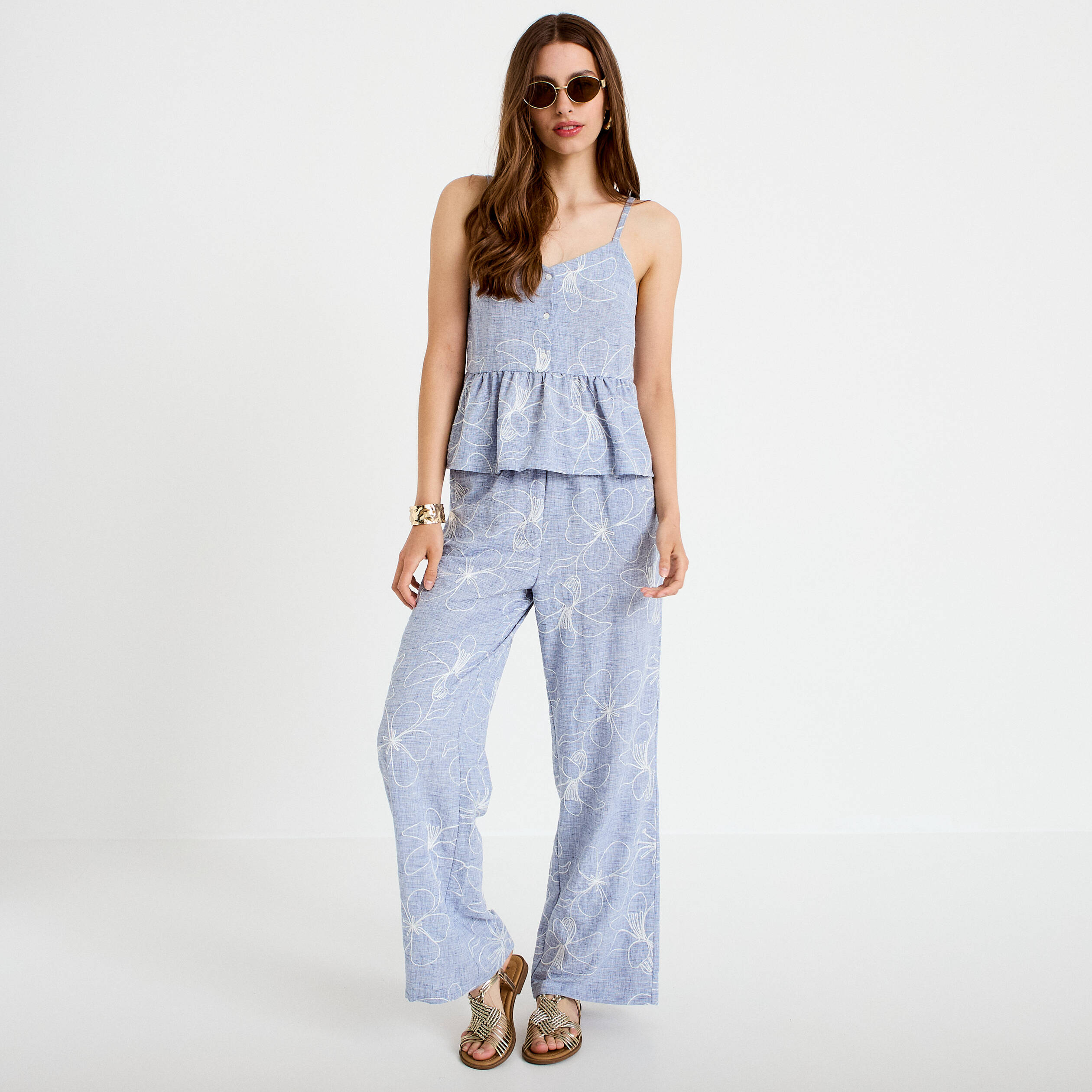 Top col v bretelles fines chin&eacute; bleu clair femme