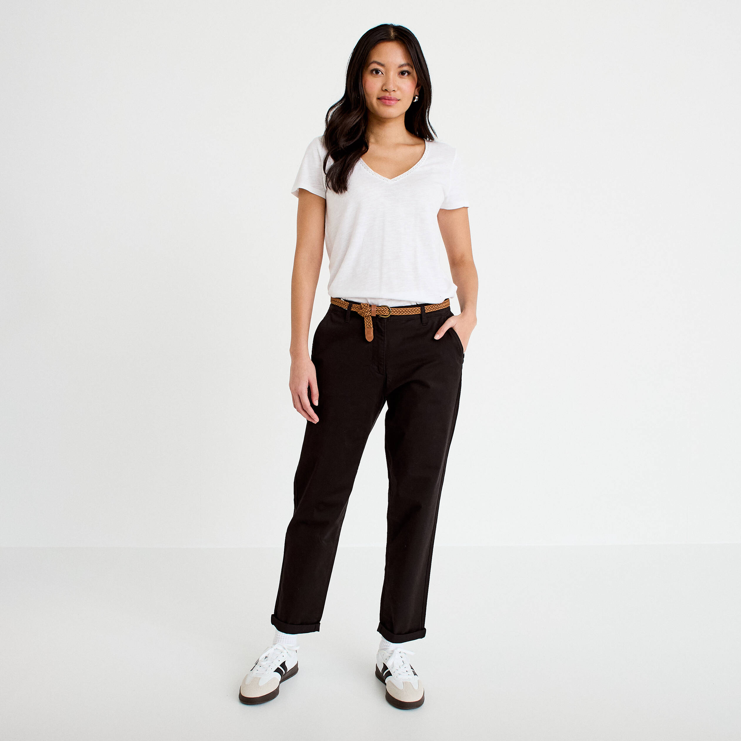 T-shirt col v manches courtes blanc femme
