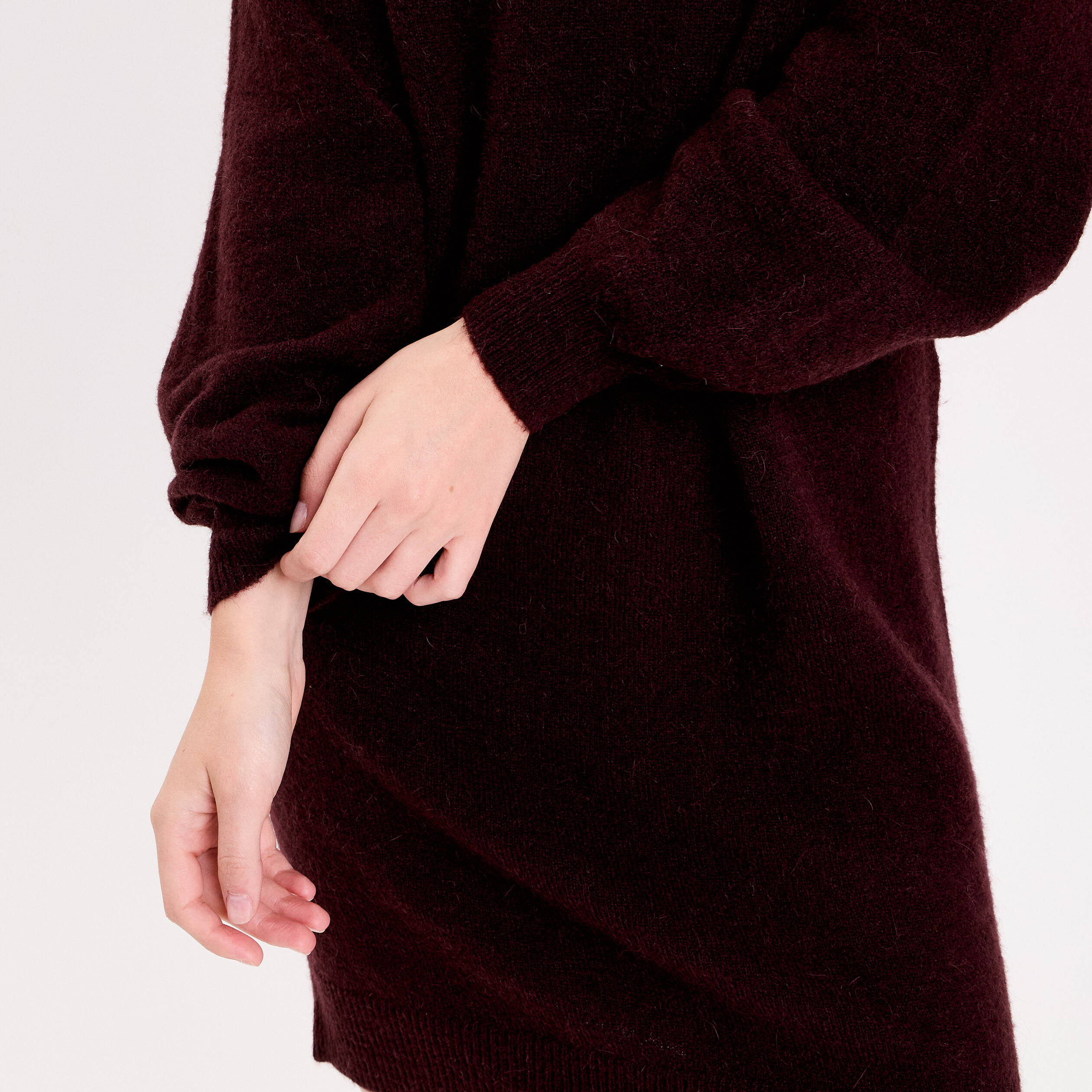 Robe pull col roul&eacute; rouge fonc&eacute; femme