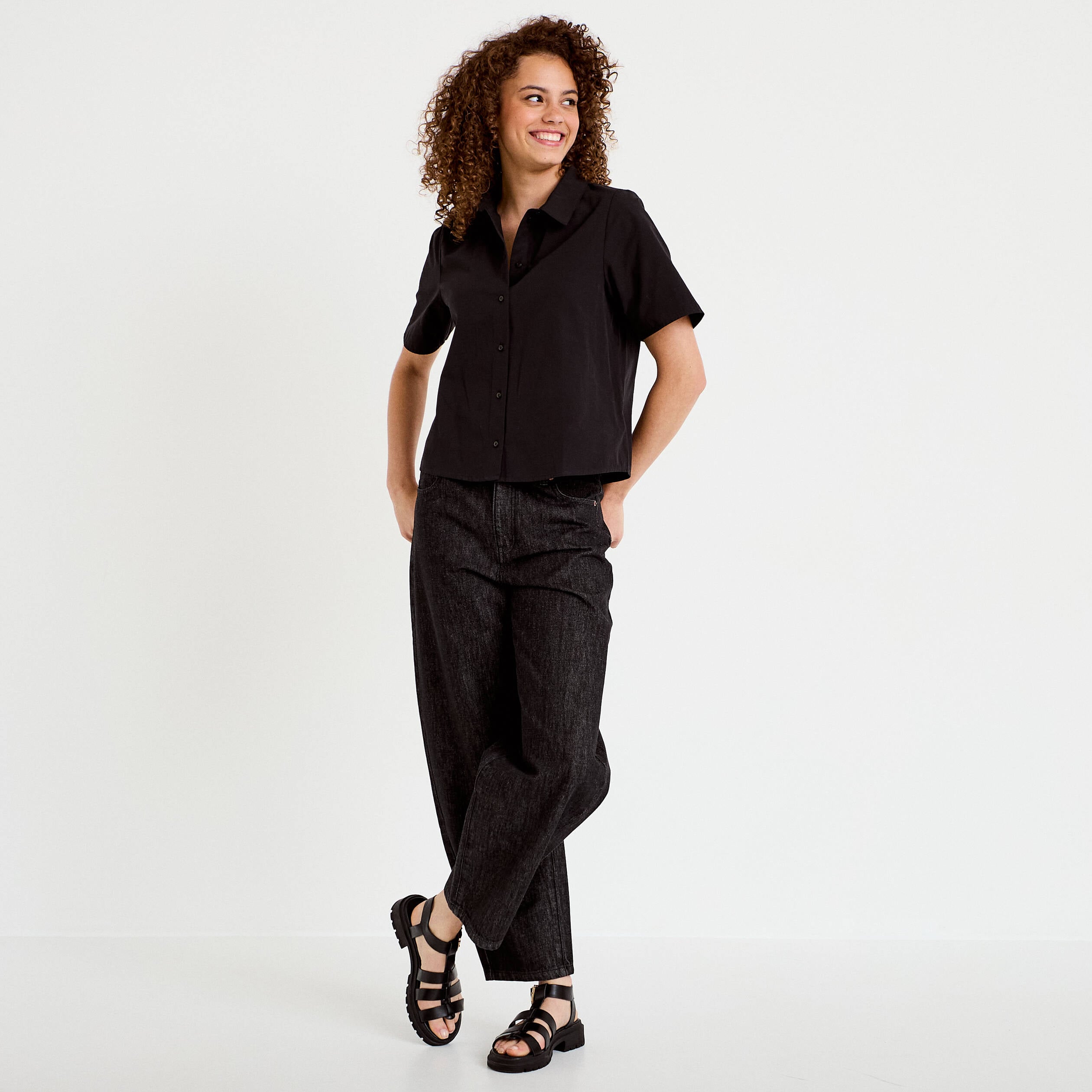 Chemise manches courtes noir femme