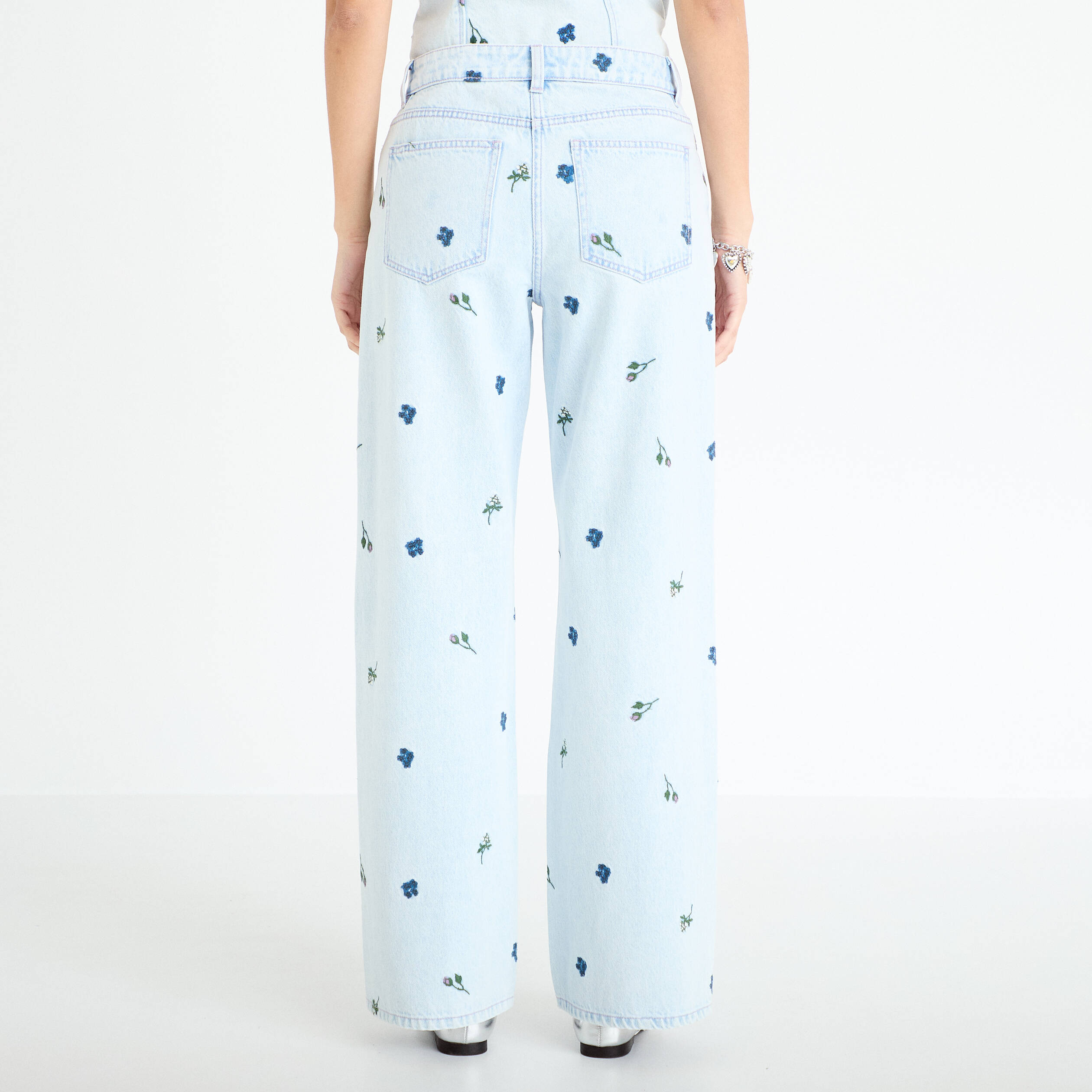 Jean wide leg brod&eacute; Bridgerton bleu clair femme