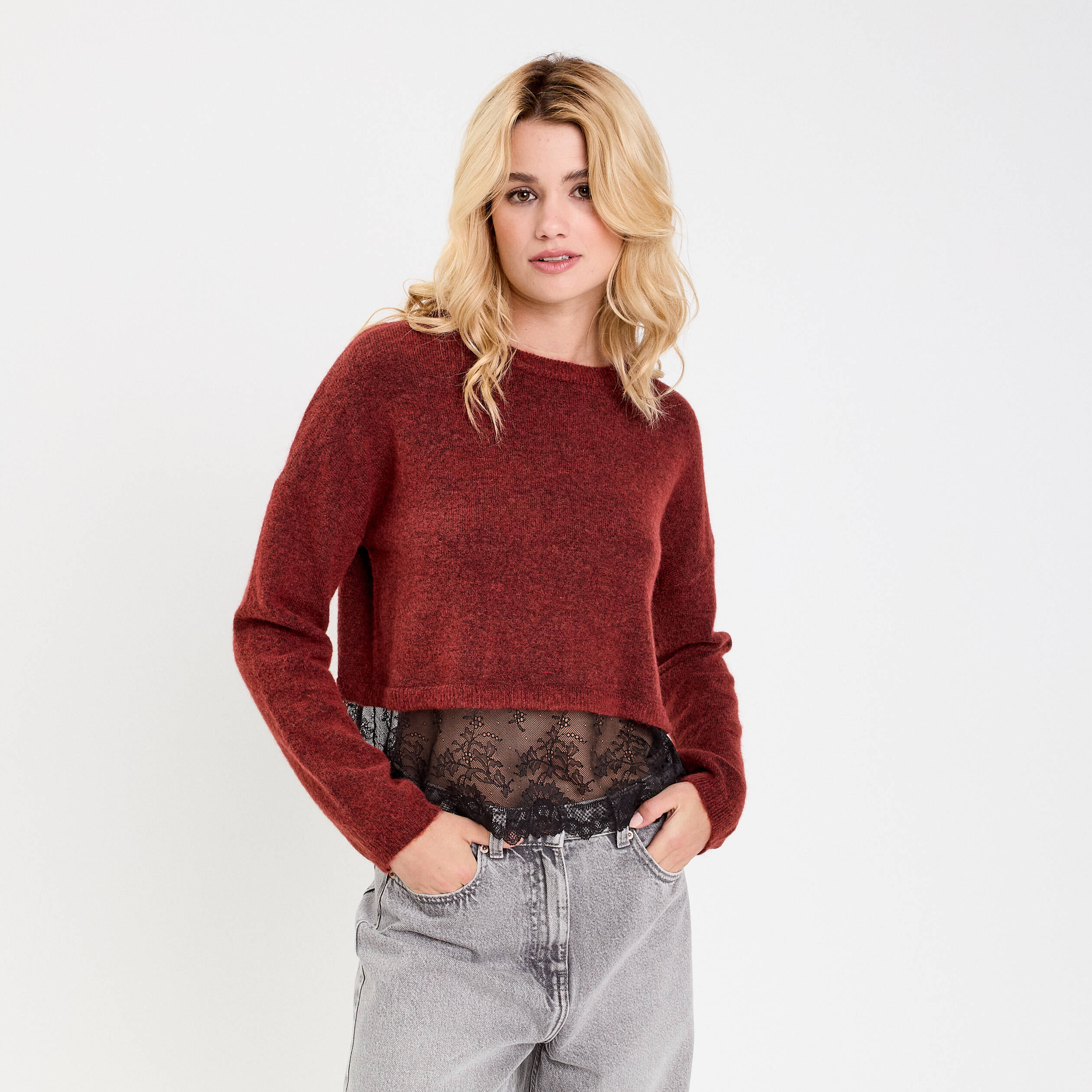 Pull d&eacute;tail dentelle orange fonc&eacute; femme