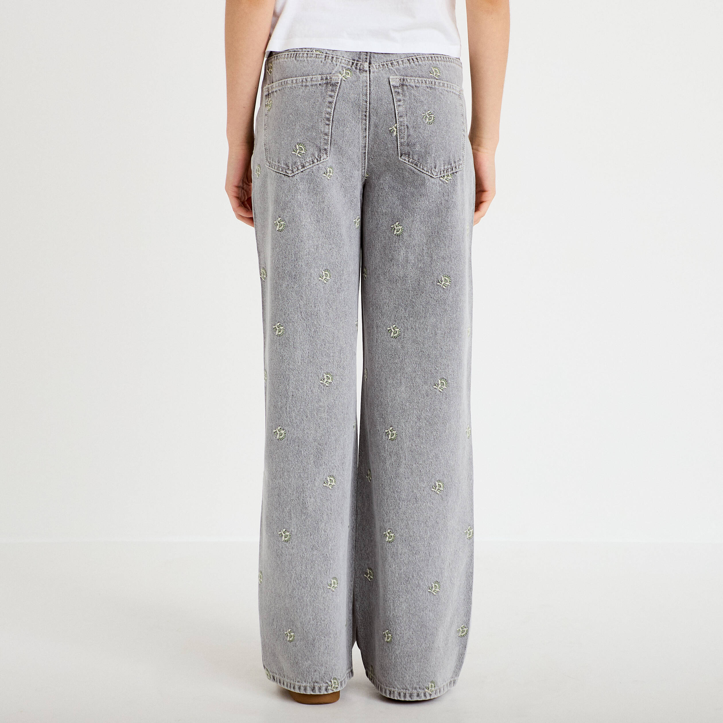 Jean wide leg broderie taille haute denim gris femme