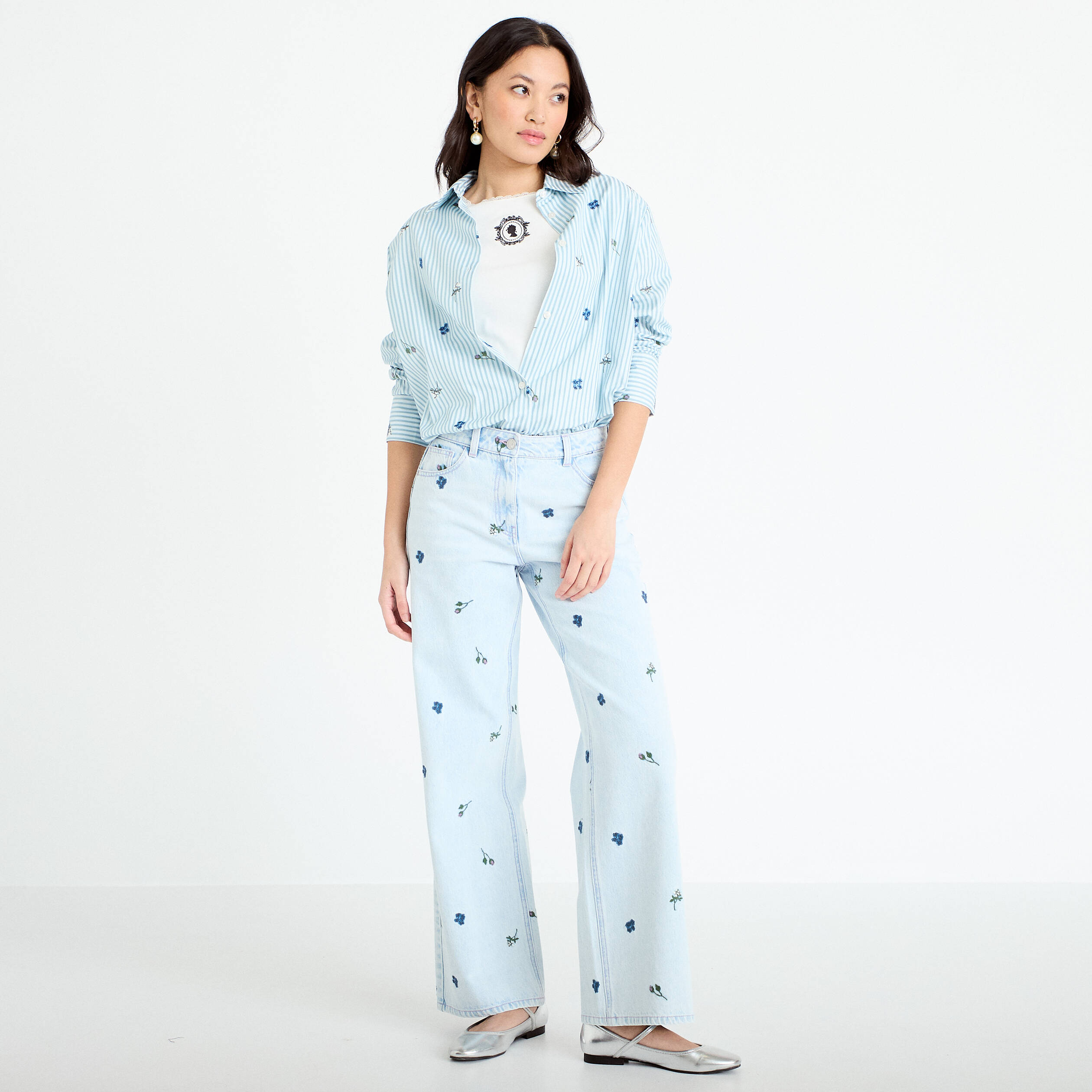 Chemise oversize brod&eacute;e Bridgerton bleu clair femme