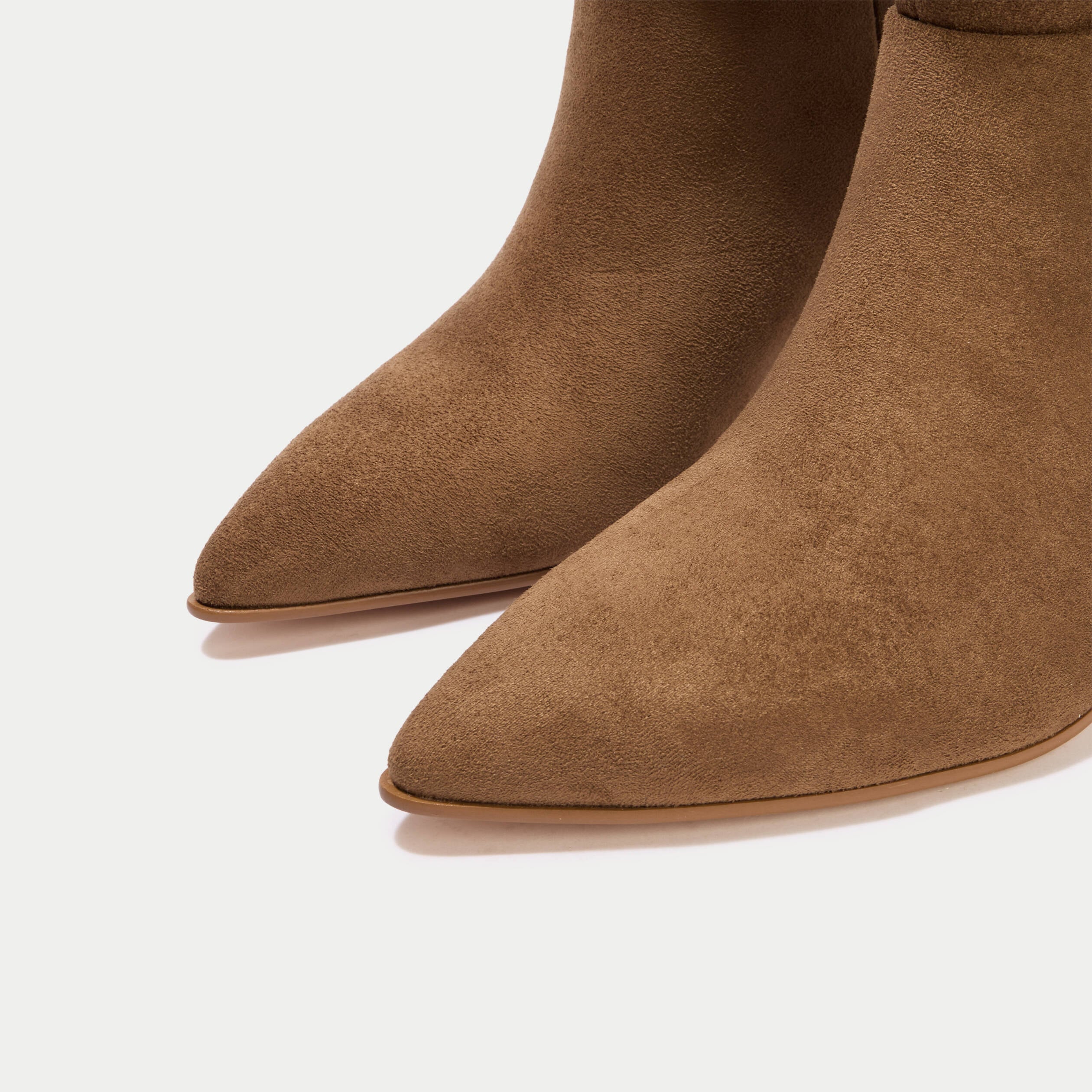 Bottines aspect daim camel femme