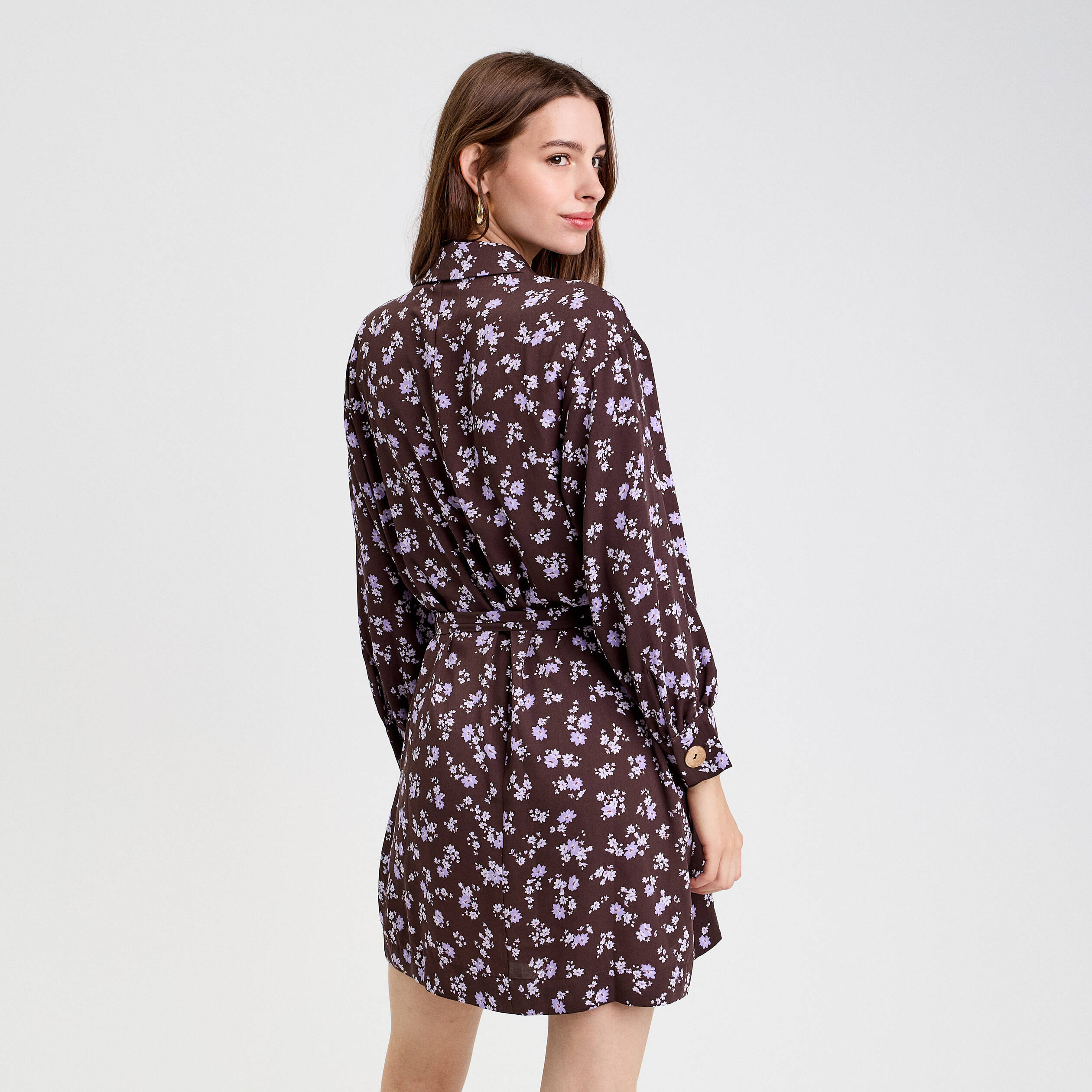 Robe courte droite col chemise marron fonc&eacute; femme