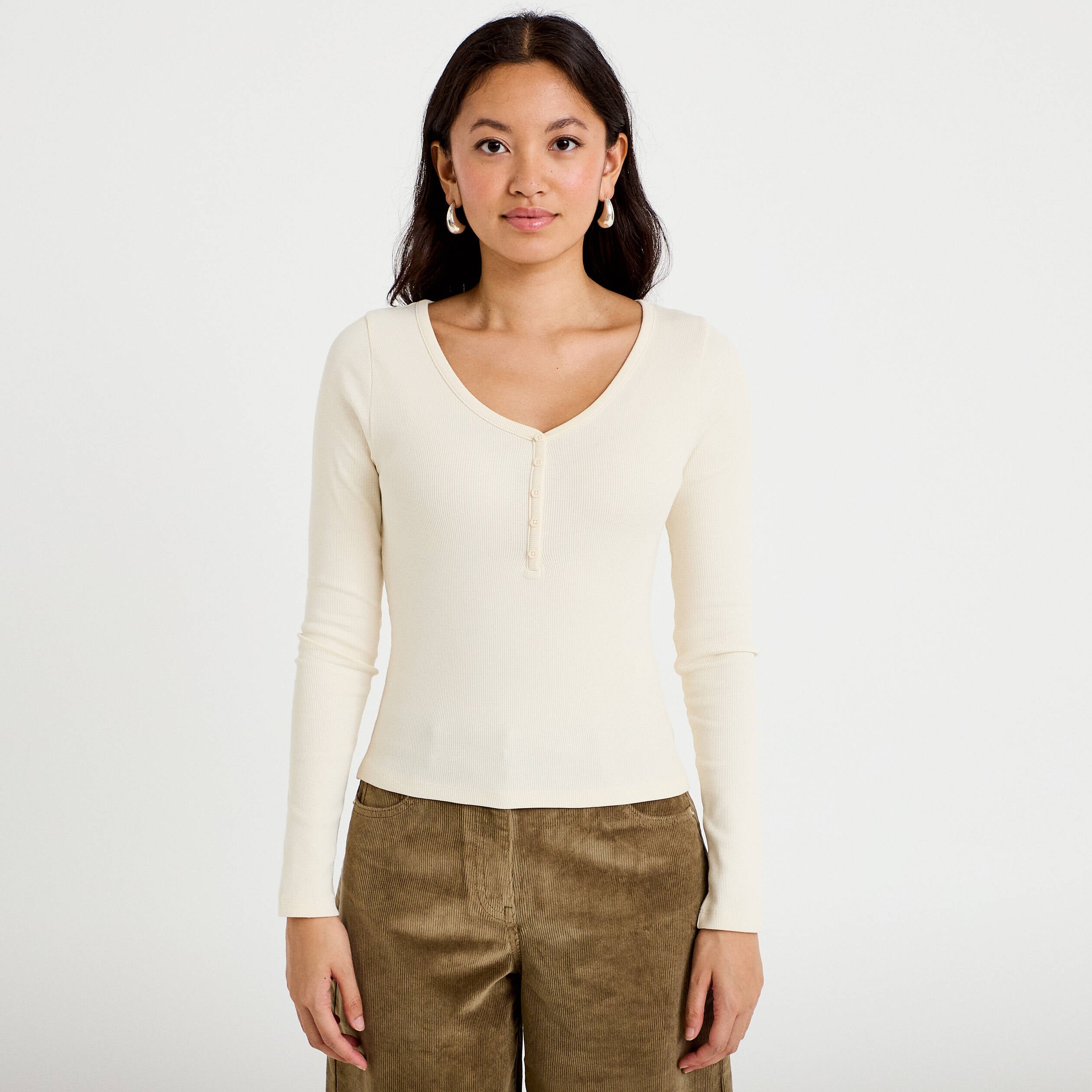 T-shirt c&ocirc;tel&eacute; ajust&eacute; manches longues ecru femme