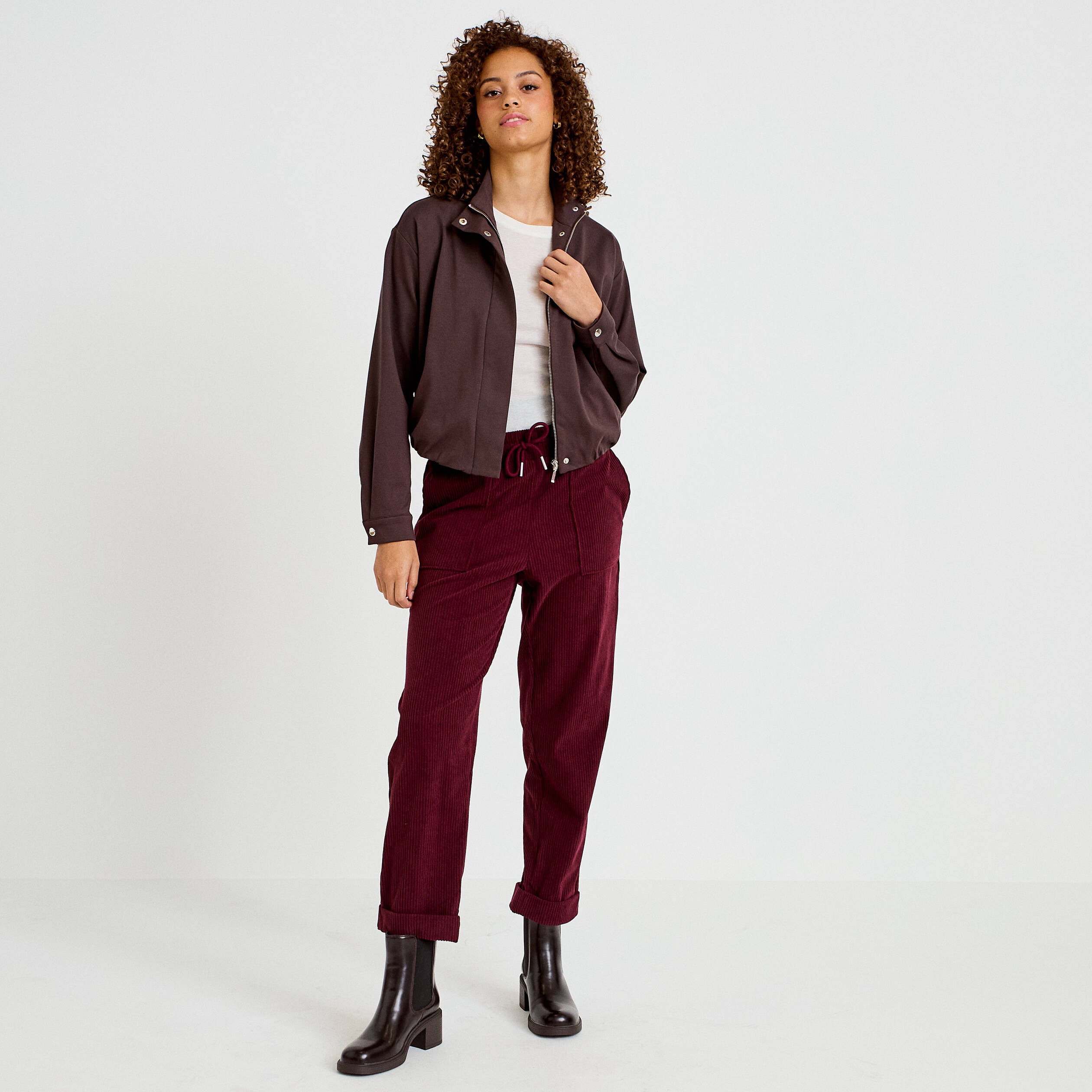 Veste cropped bas resserr&eacute; marron fonc&eacute; femme