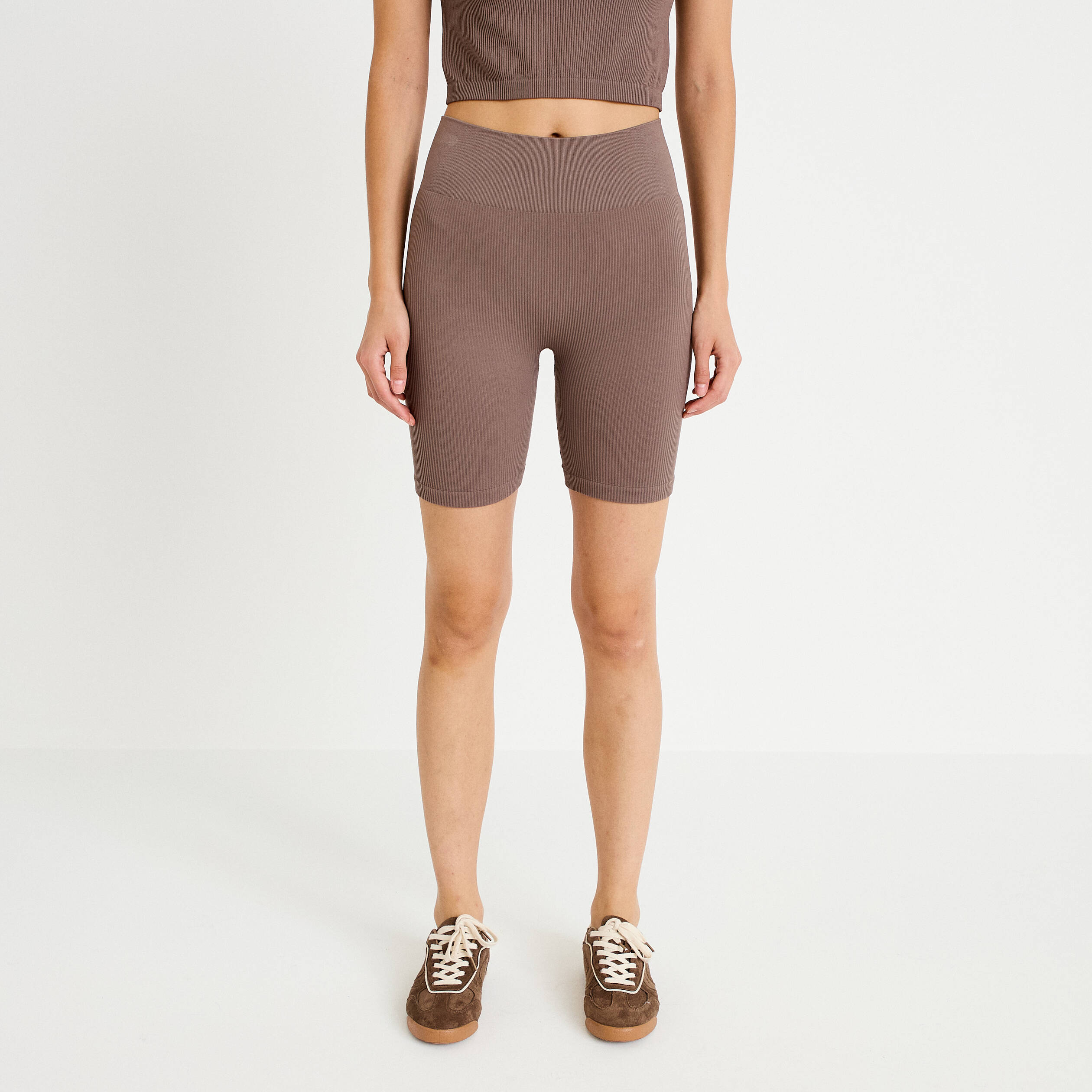 Short cycliste sans couture marron clair femme