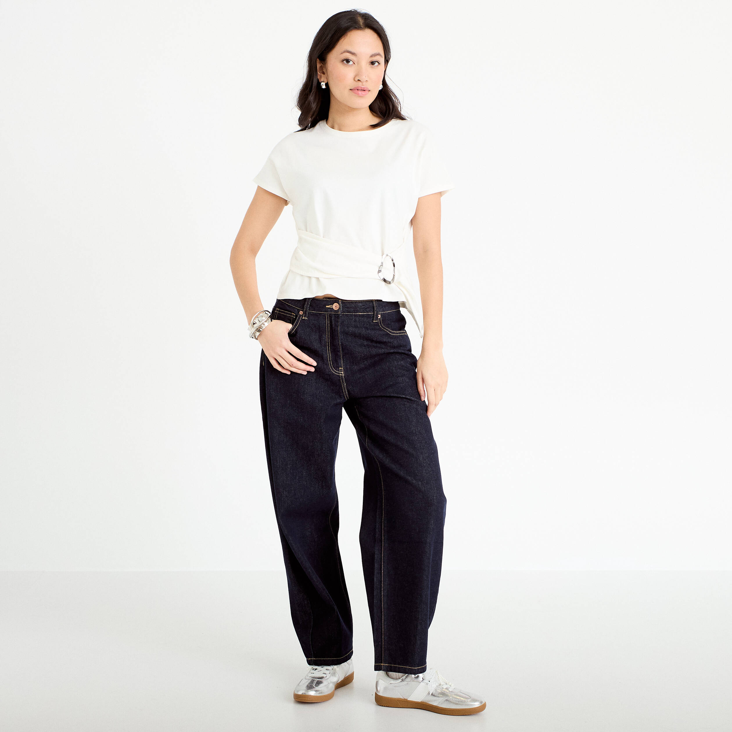 T-shirt ceintur&eacute; ecru femme