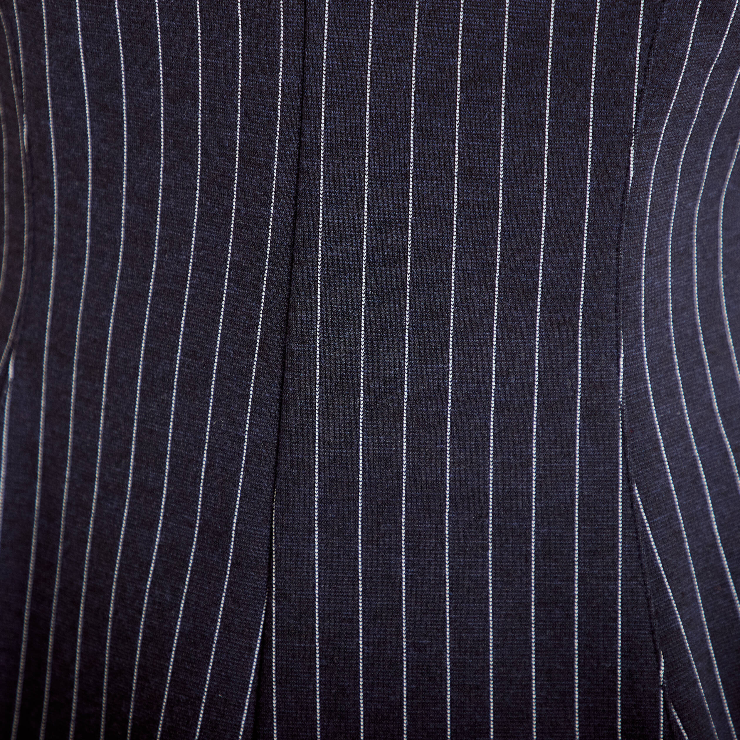 Top p&eacute;plum sans manches col rond bleu femme