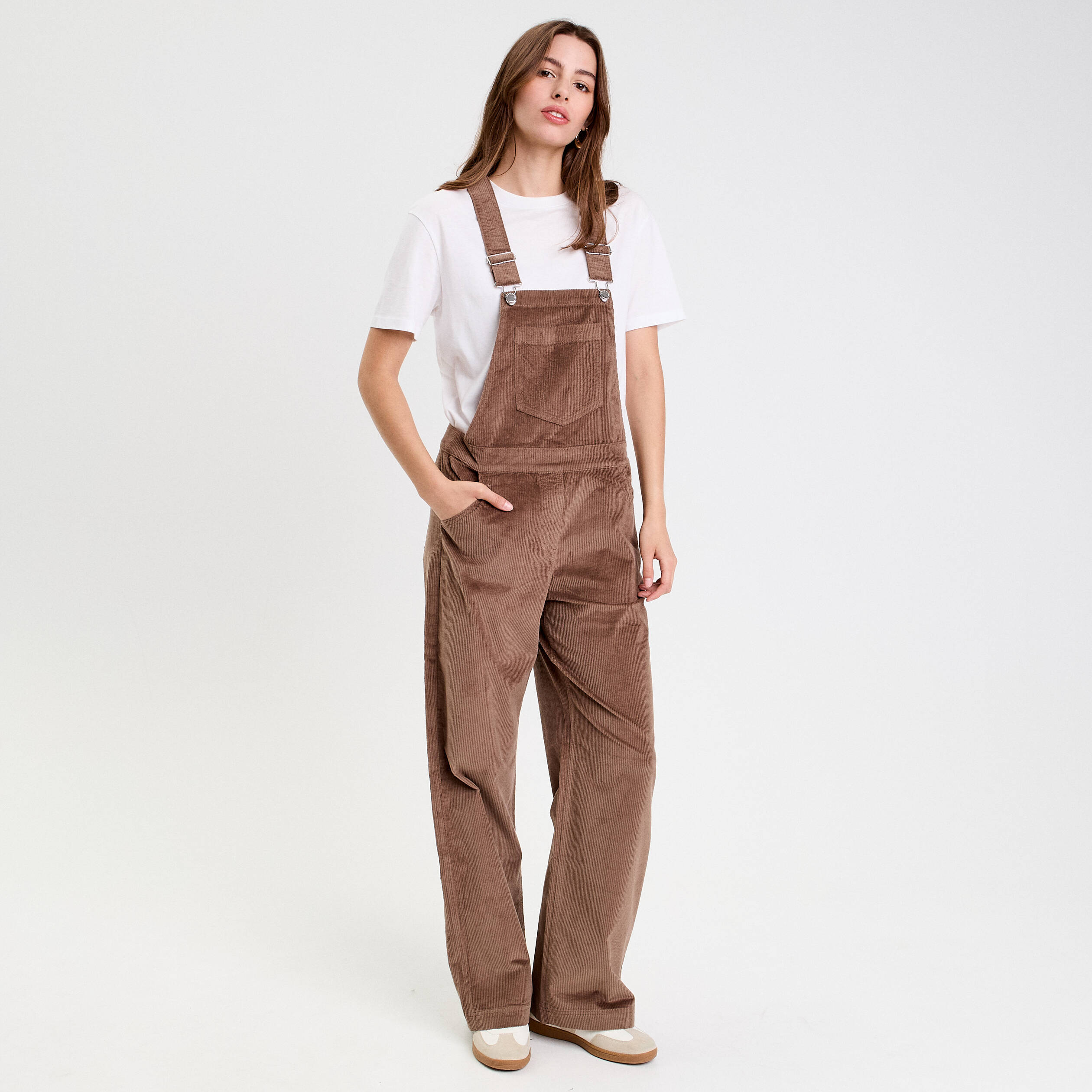 Salopette en velours taupe femme