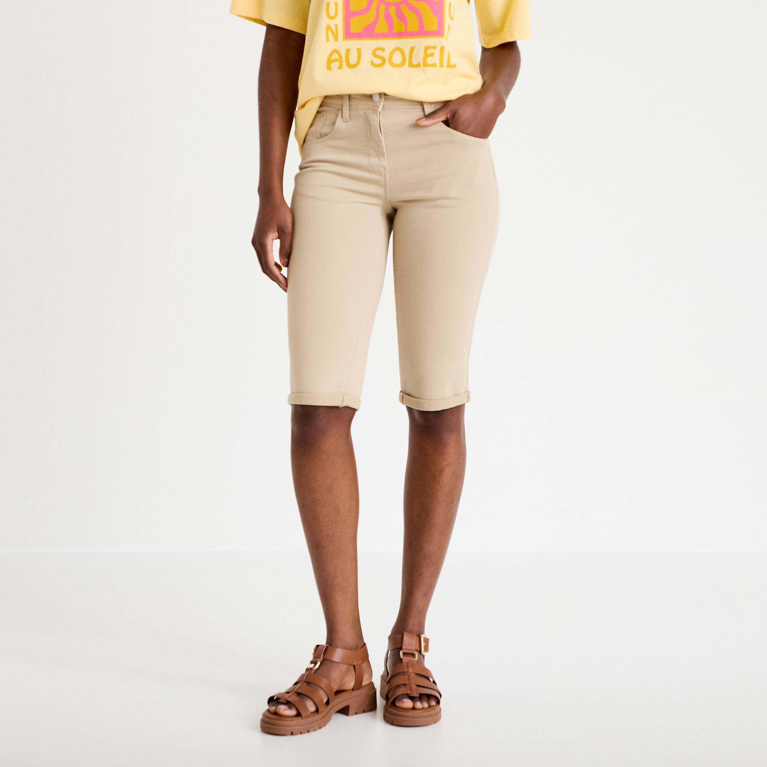 Pantacourt taupe femme