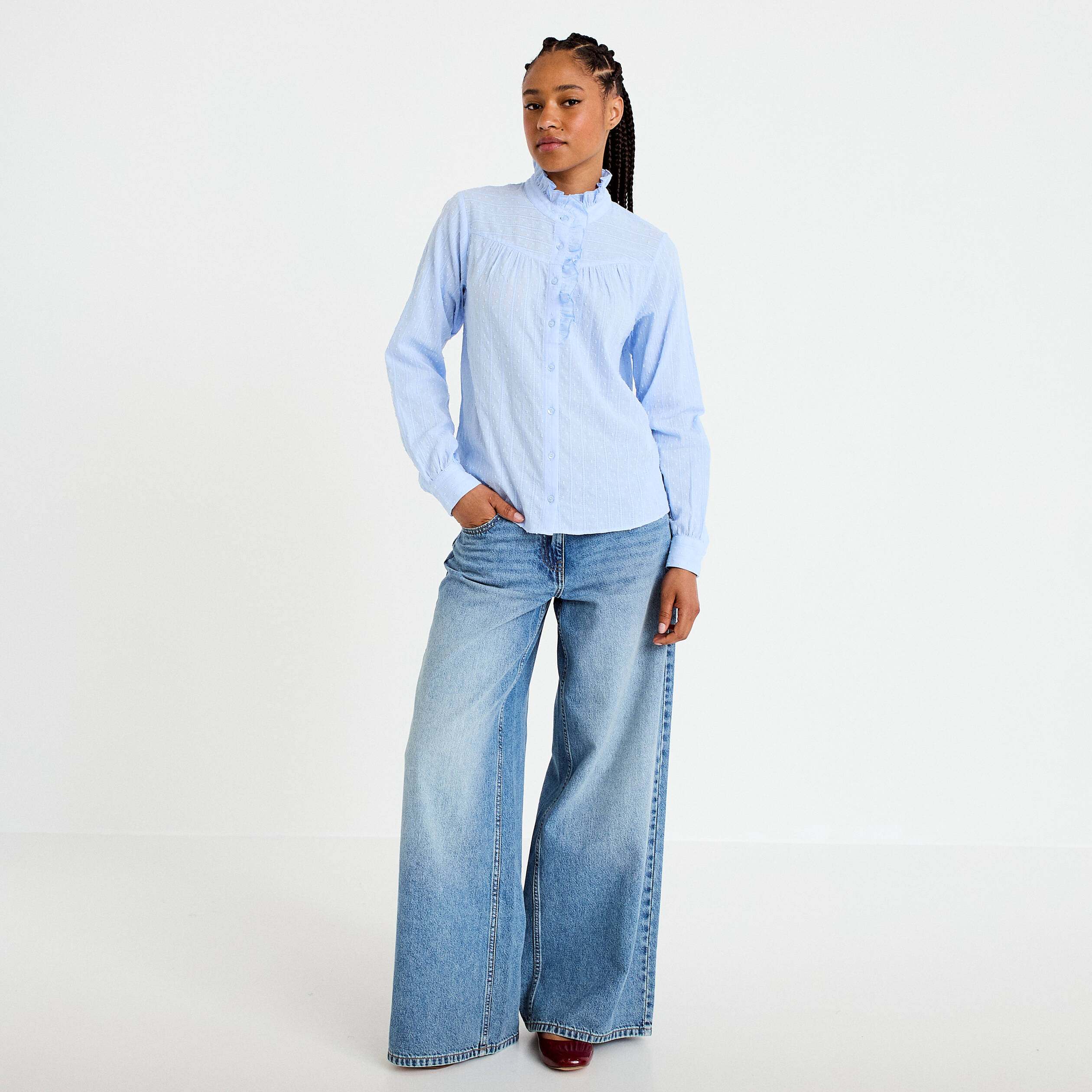 Chemise col montant manches longues bleu clair femme
