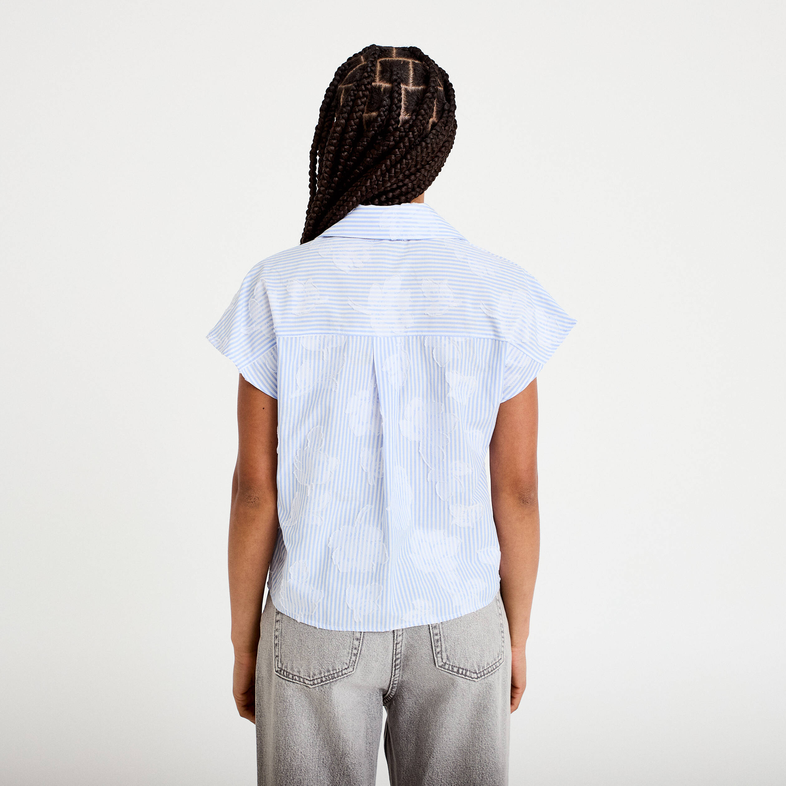 Chemise sans manches col am&eacute;ricain bleu ciel femme