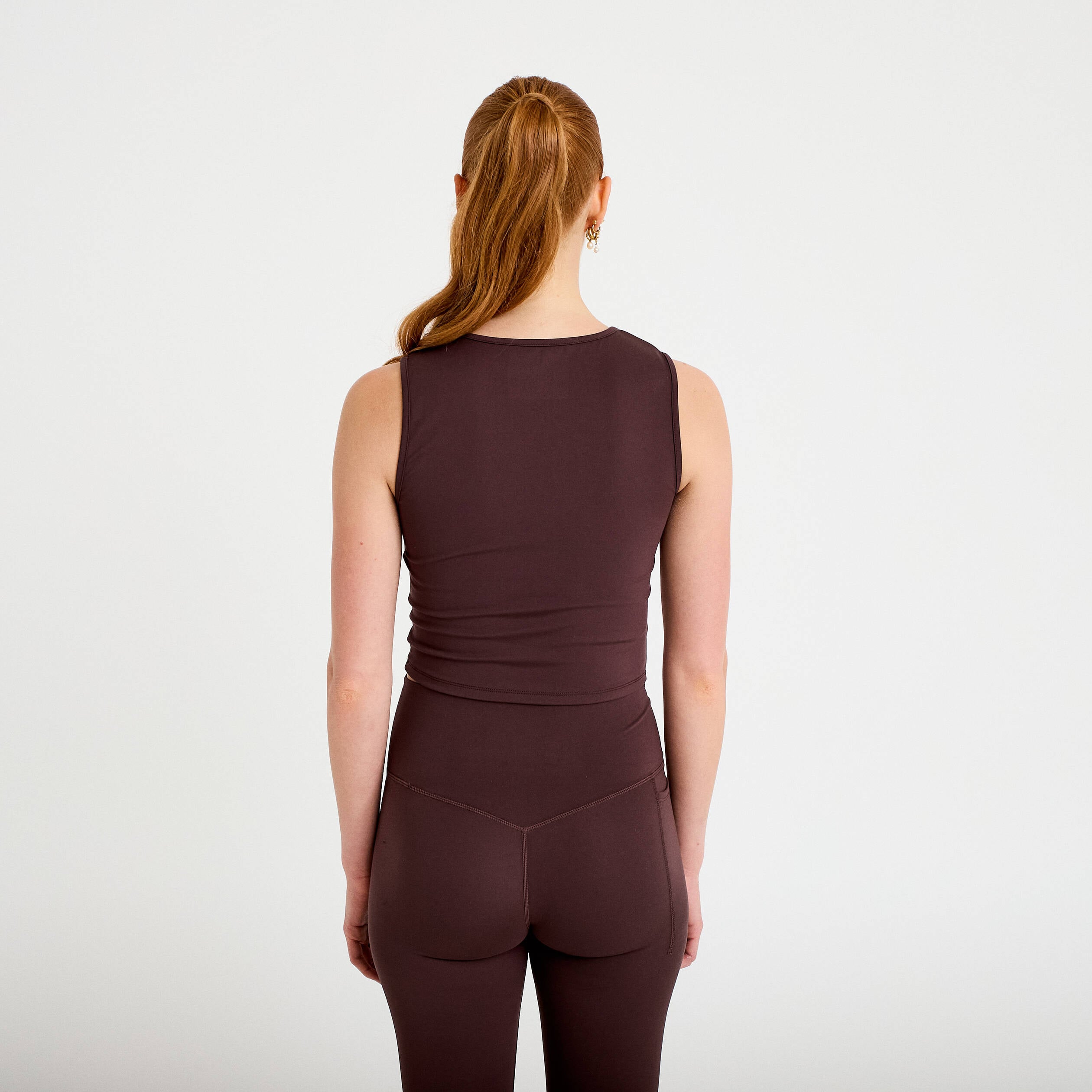 D&eacute;bardeur col rond marron fonc&eacute; femme