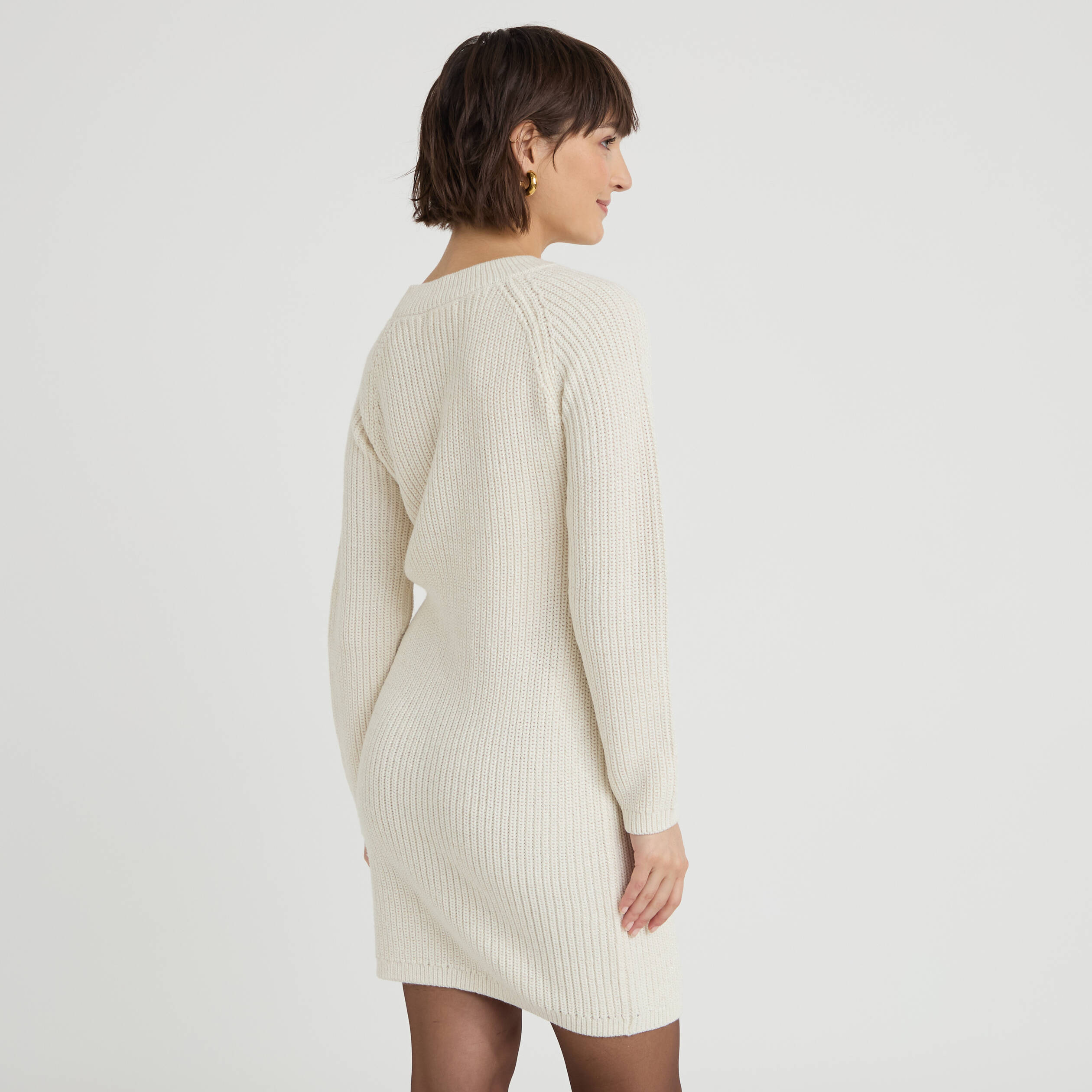 Robe pull d&eacute;tails de boutons ecru femme